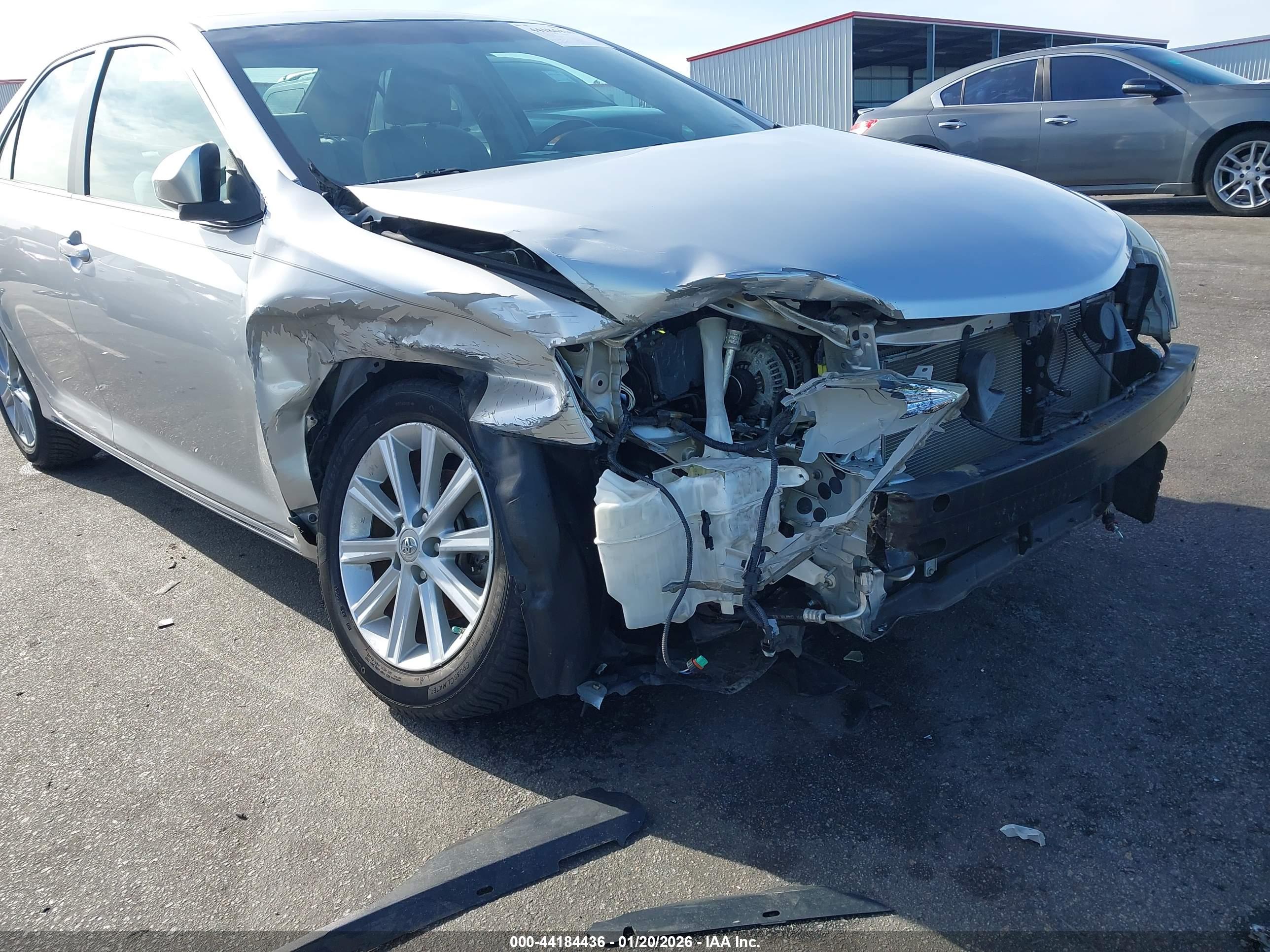 TOYOTA CAMRY image 6
