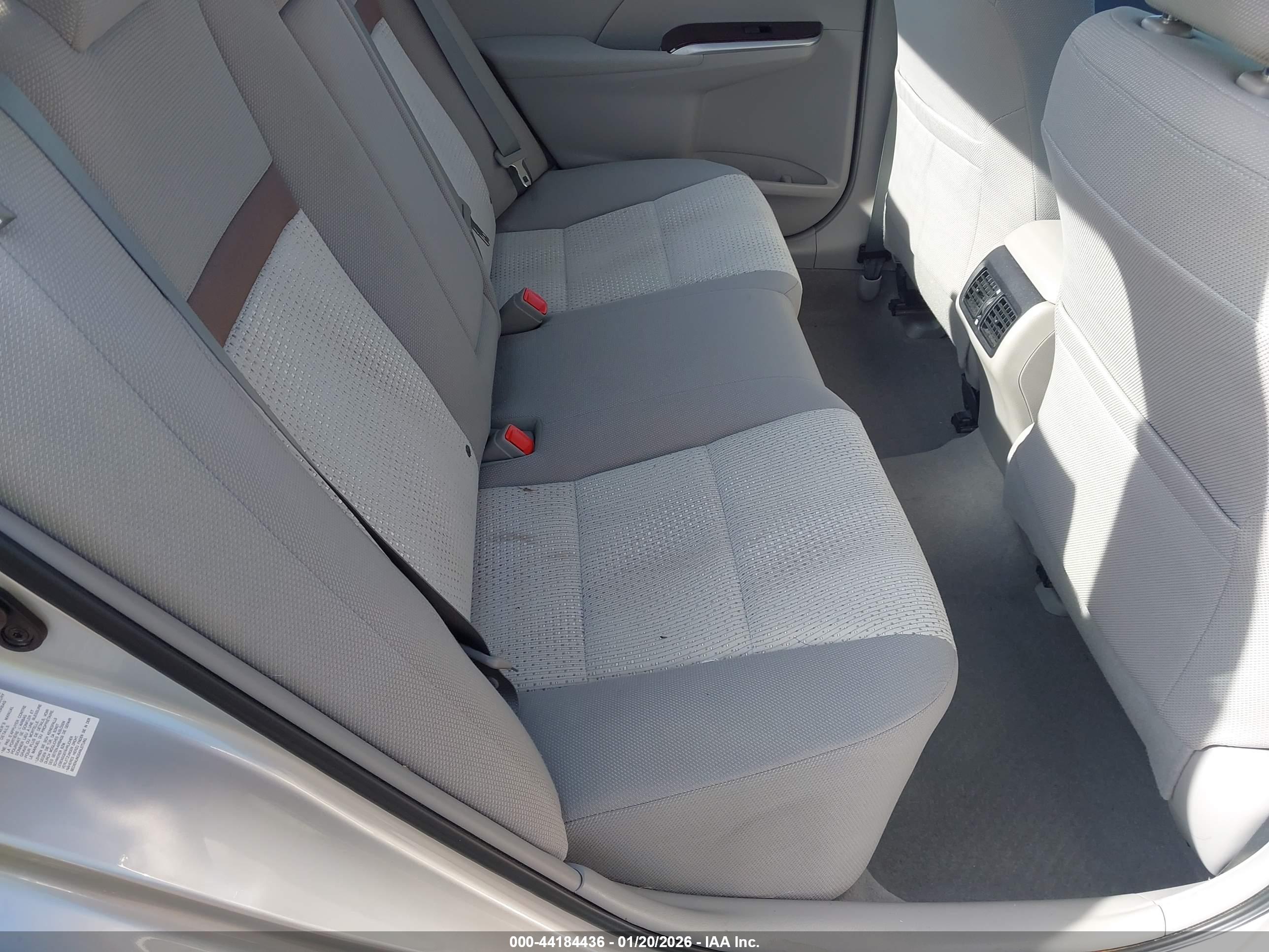 TOYOTA CAMRY image 8