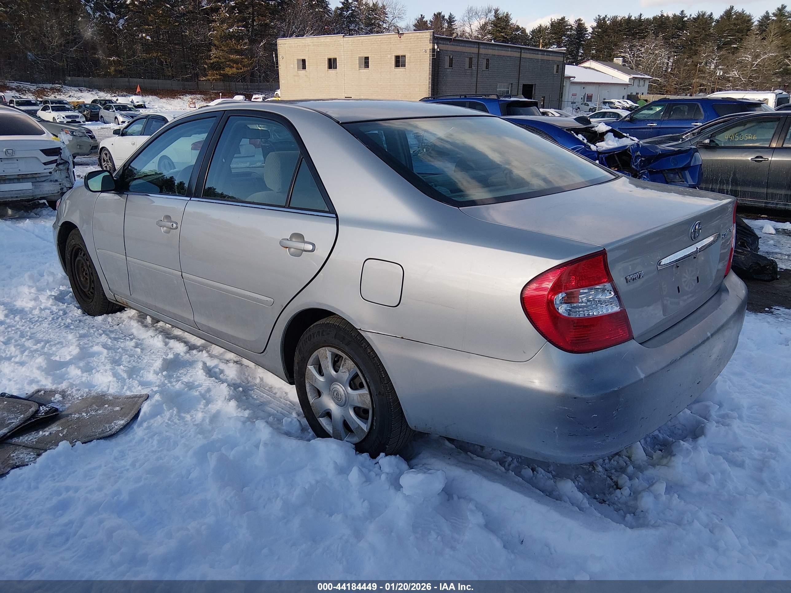 TOYOTA CAMRY image 3