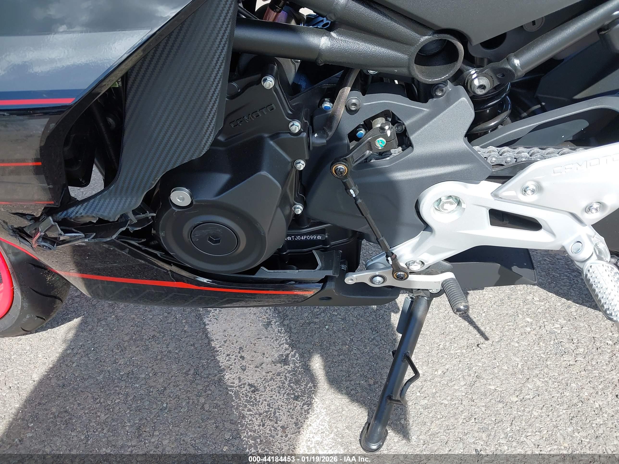 CF MOTO image 9