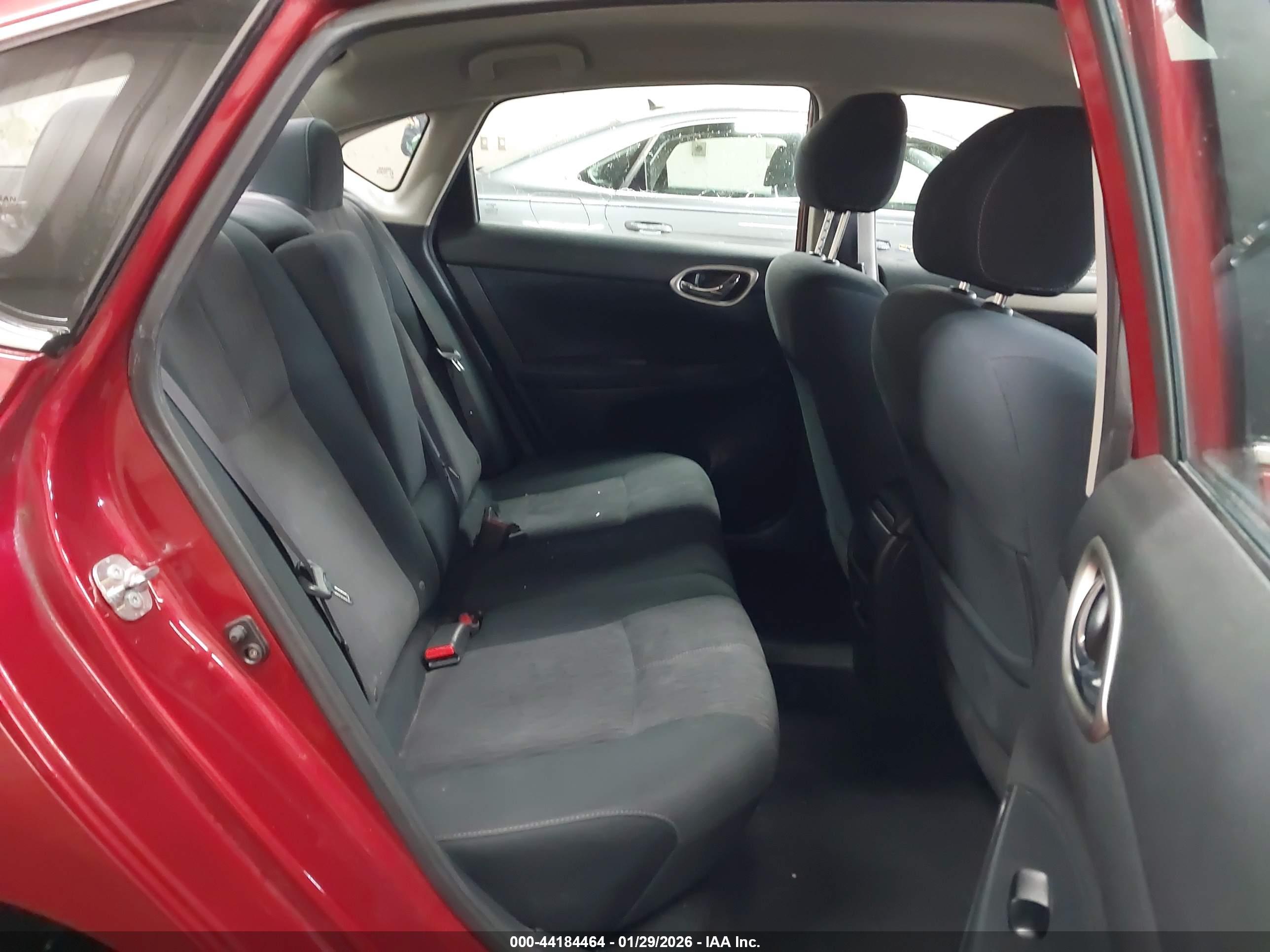 NISSAN SENTRA image 8