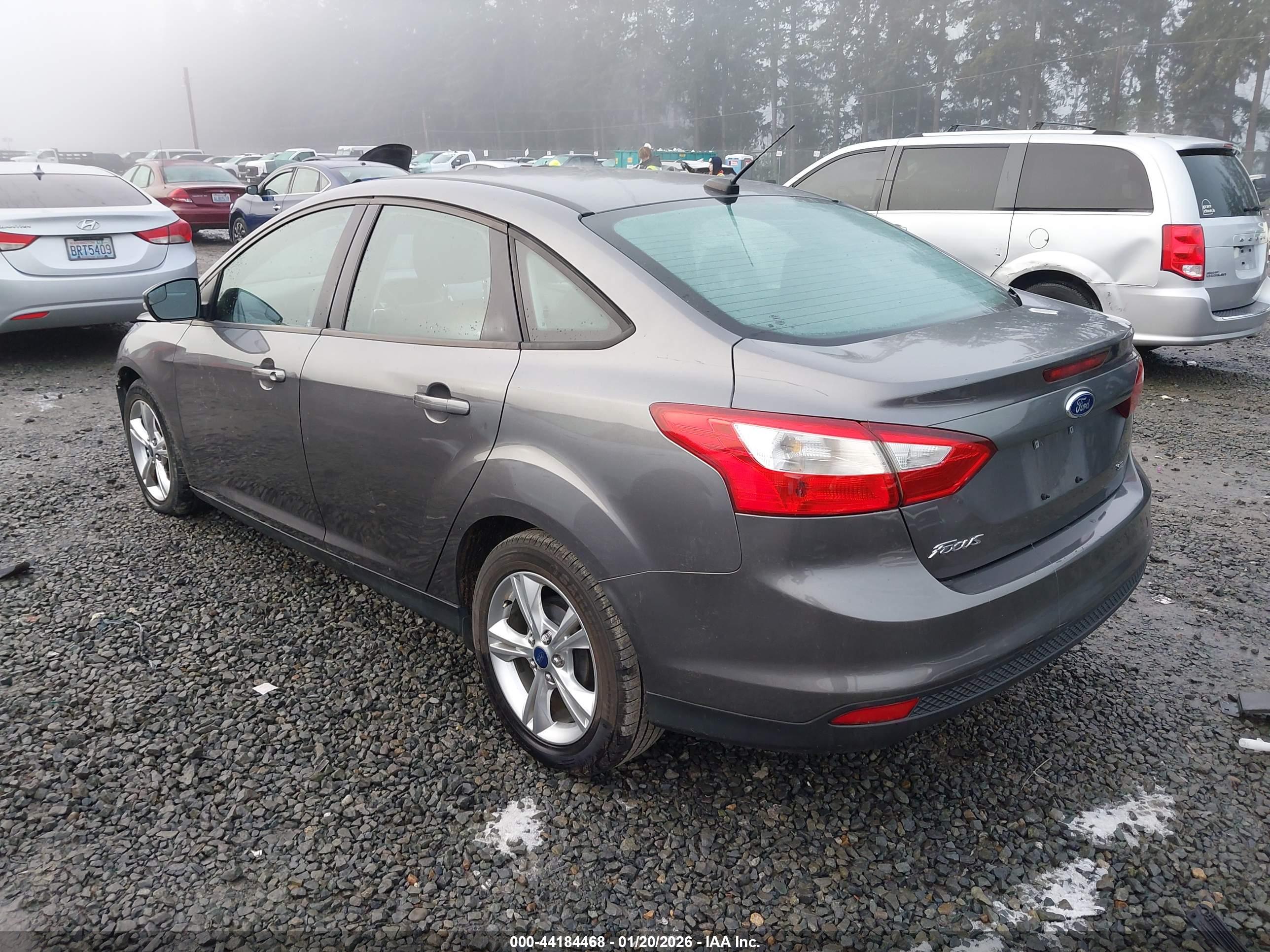 FORD FOCUS image 3