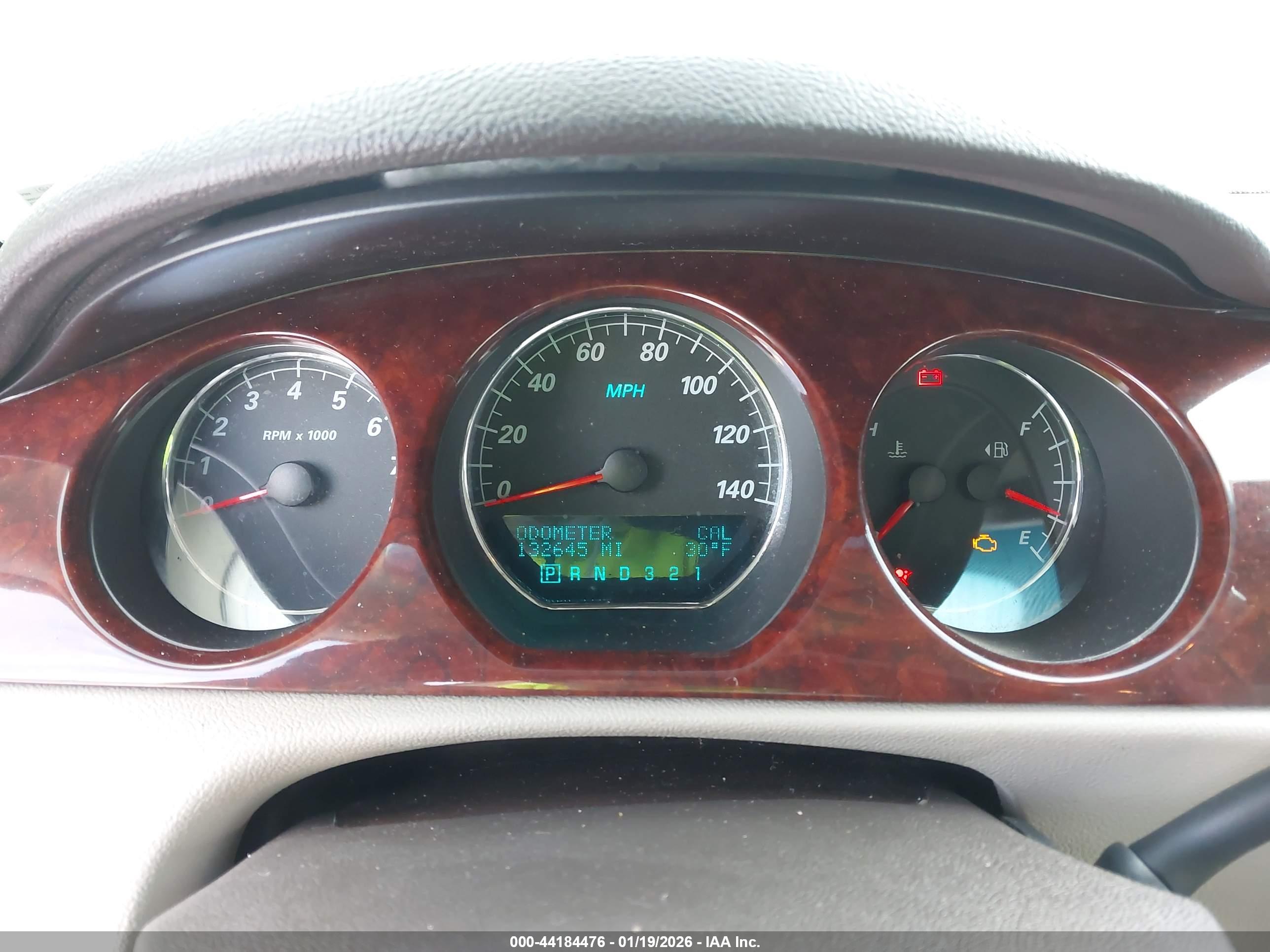 BUICK LUCERNE image 7