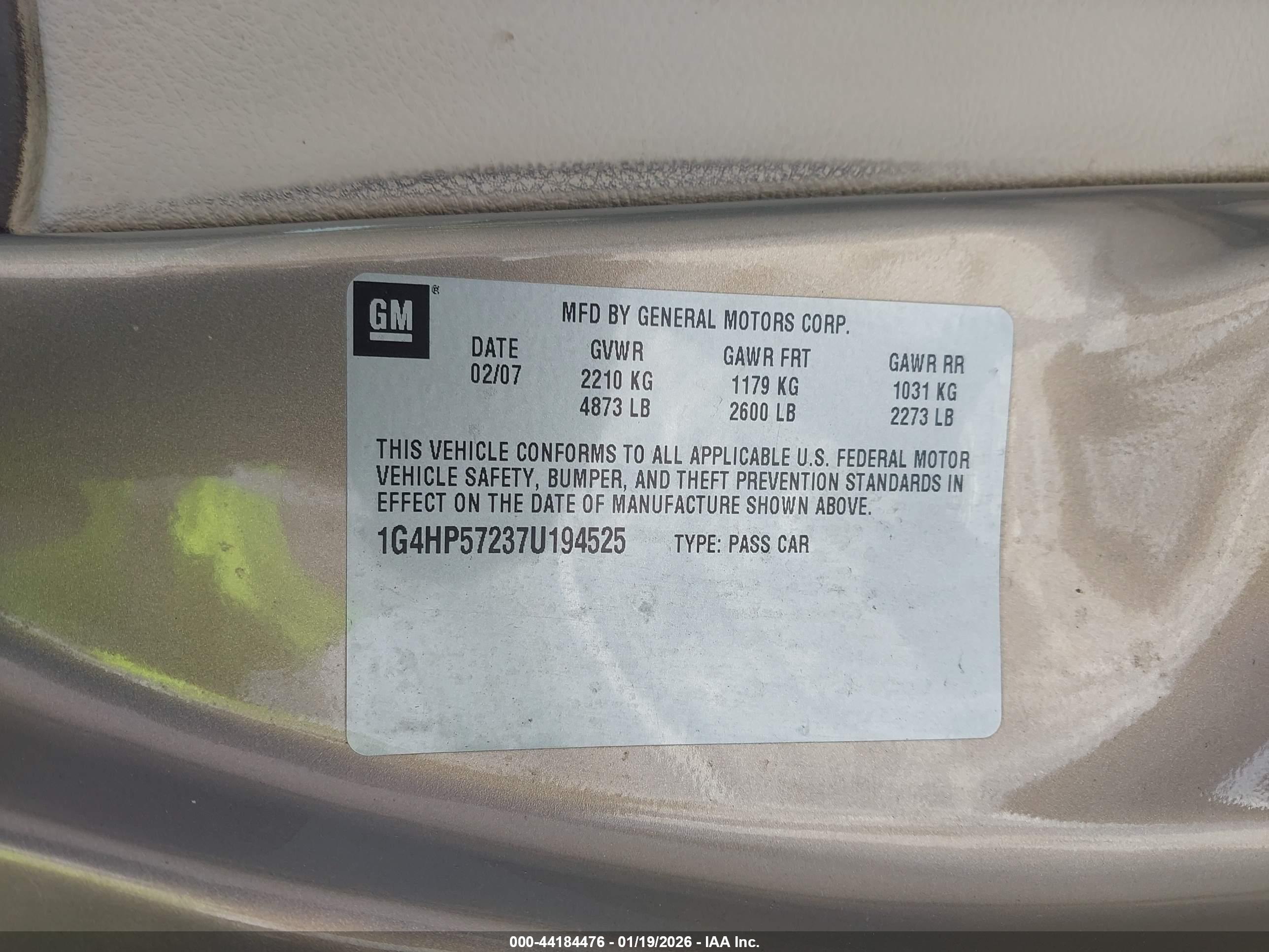 BUICK LUCERNE image 9