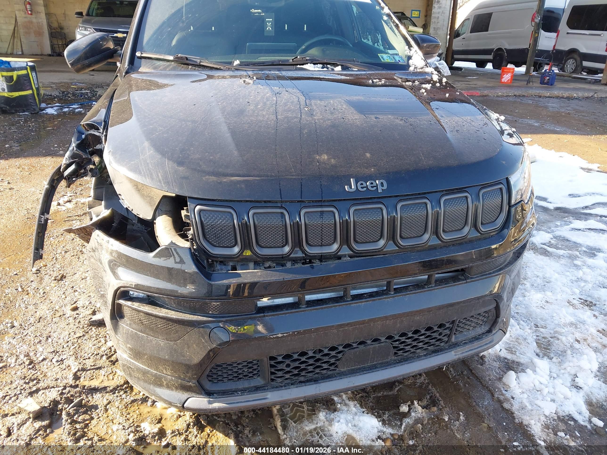 JEEP COMPASS image 6