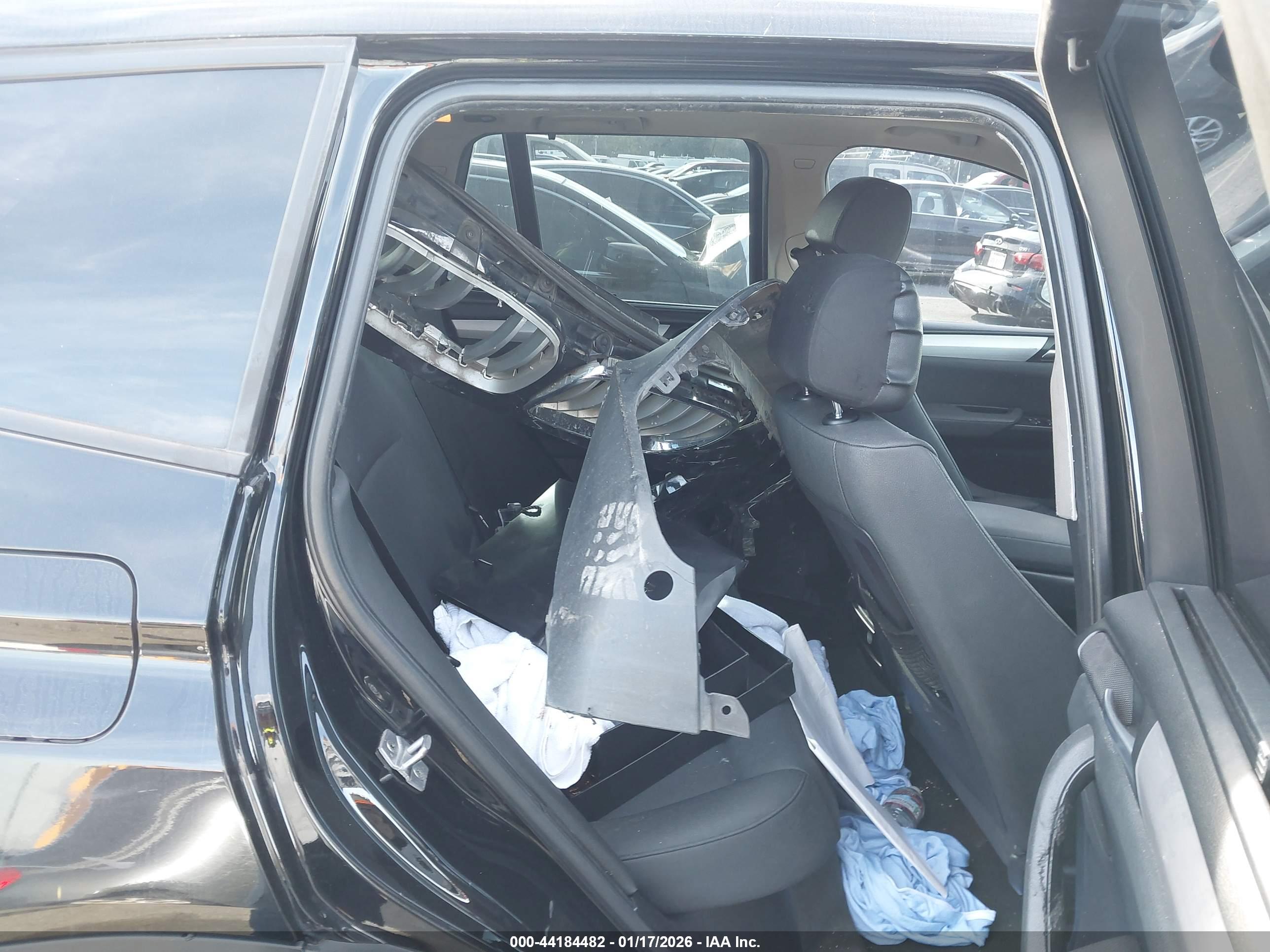 BMW X3 image 8