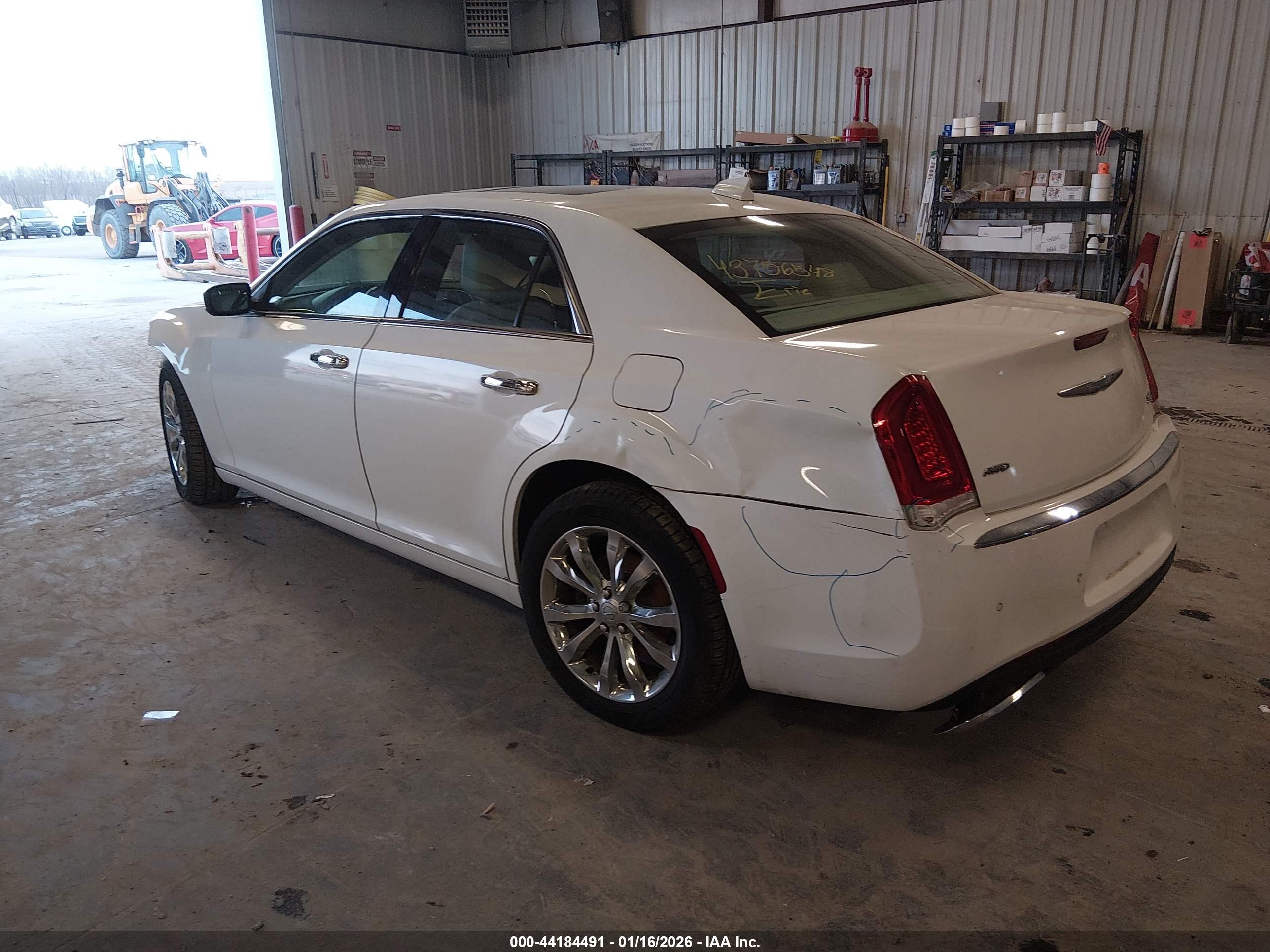 CHRYSLER 300C image 3