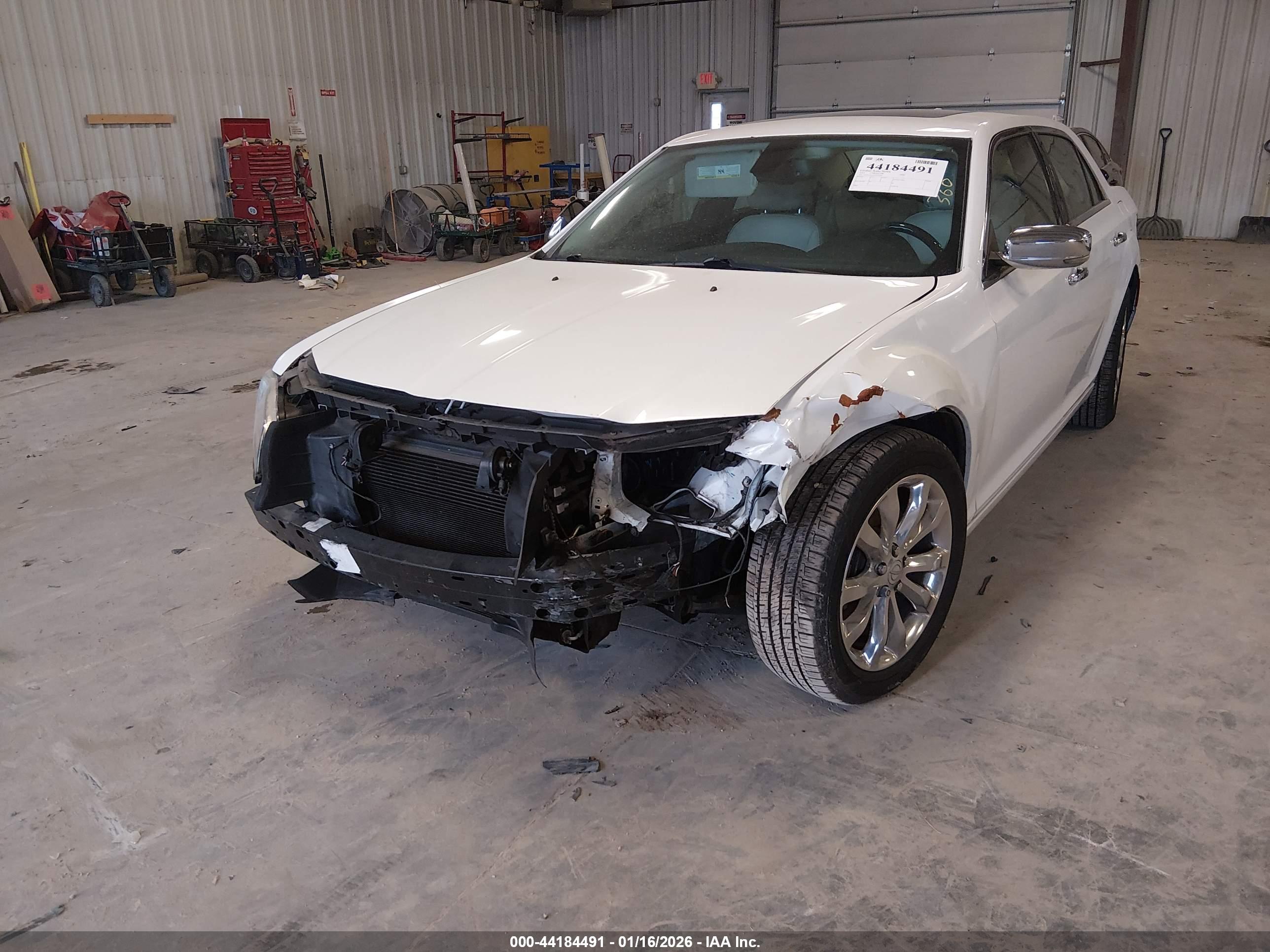 CHRYSLER 300C image 6