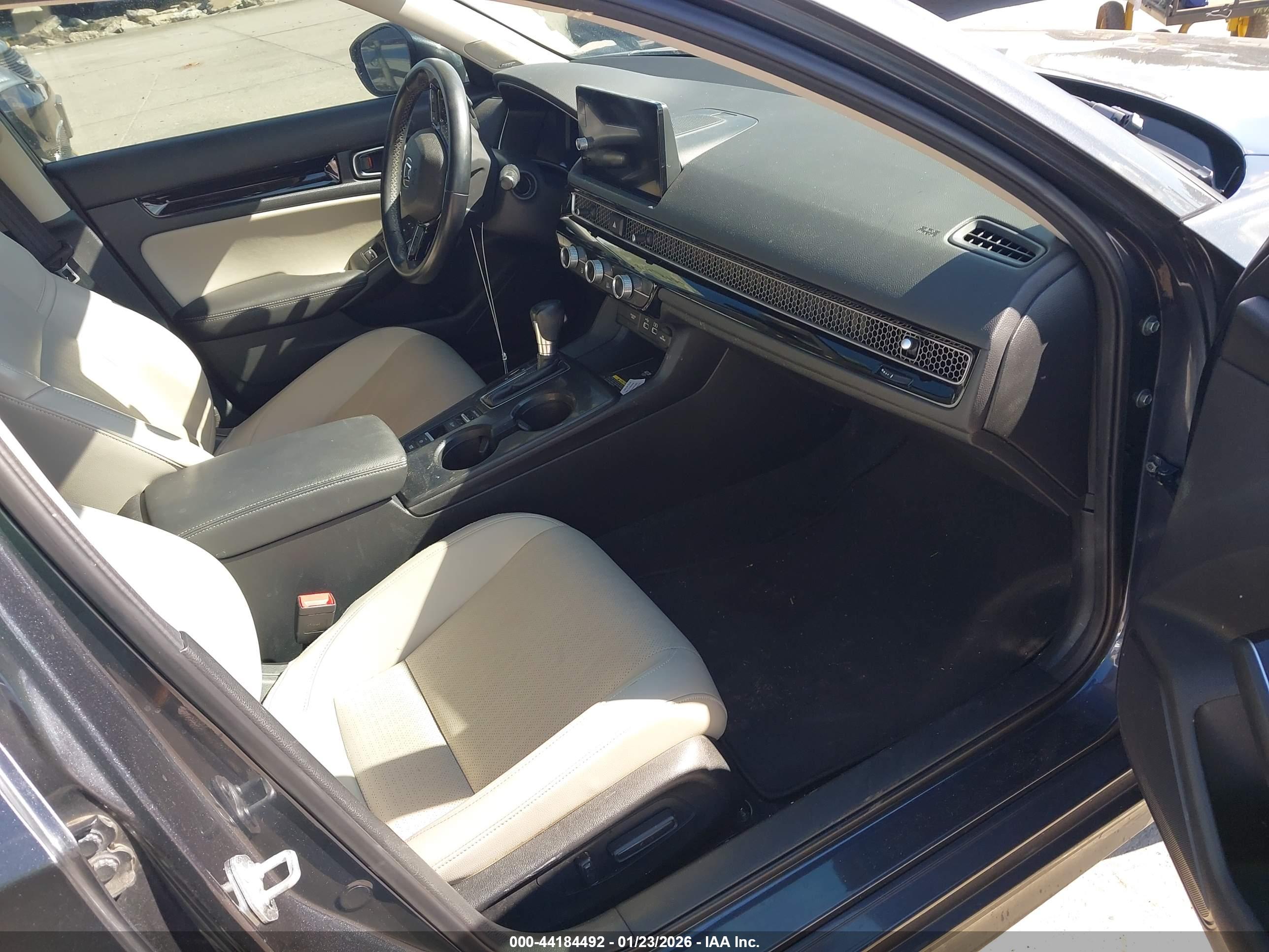 HONDA CIVIC image 5
