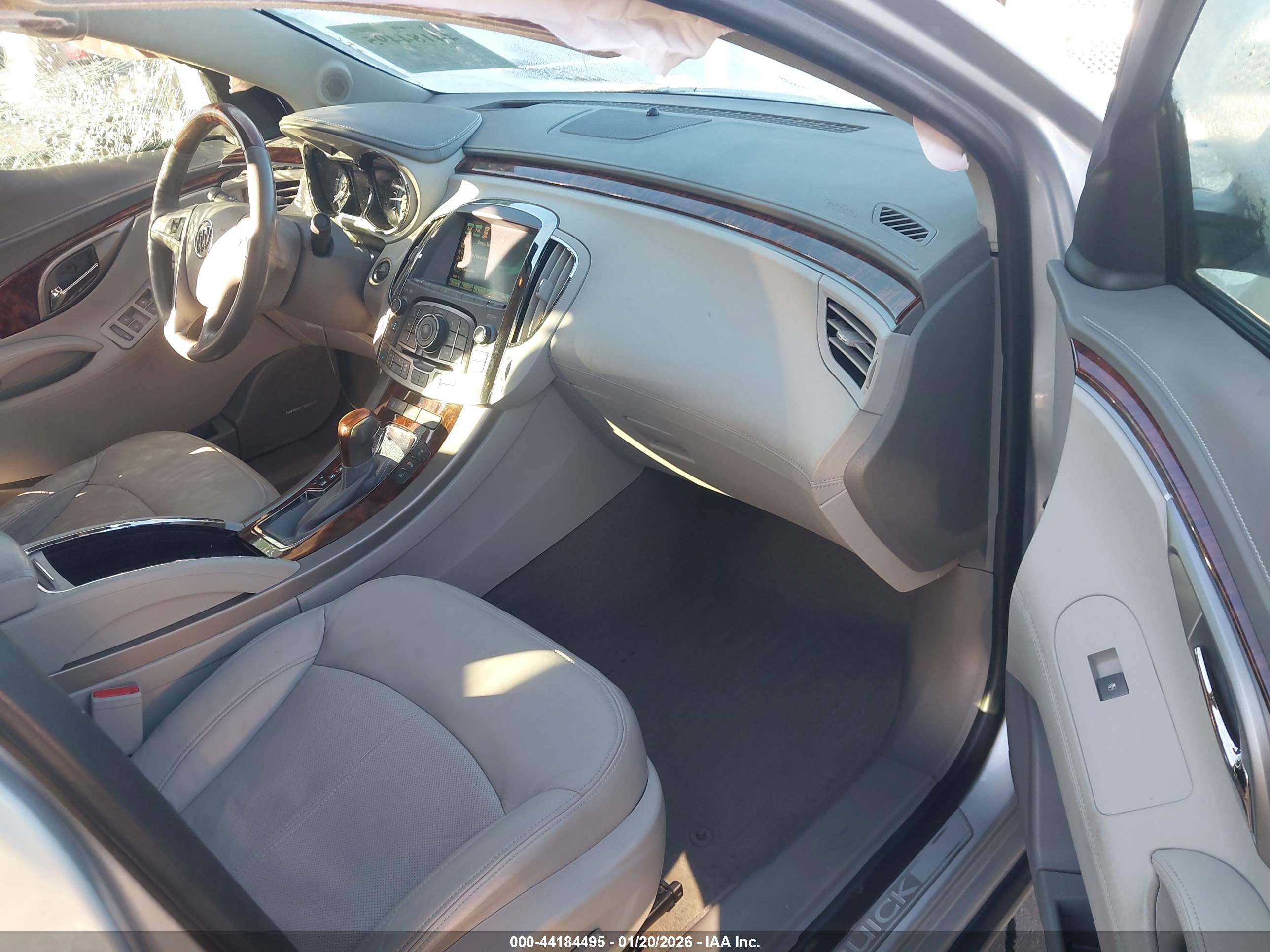 BUICK LACROSSE image 5