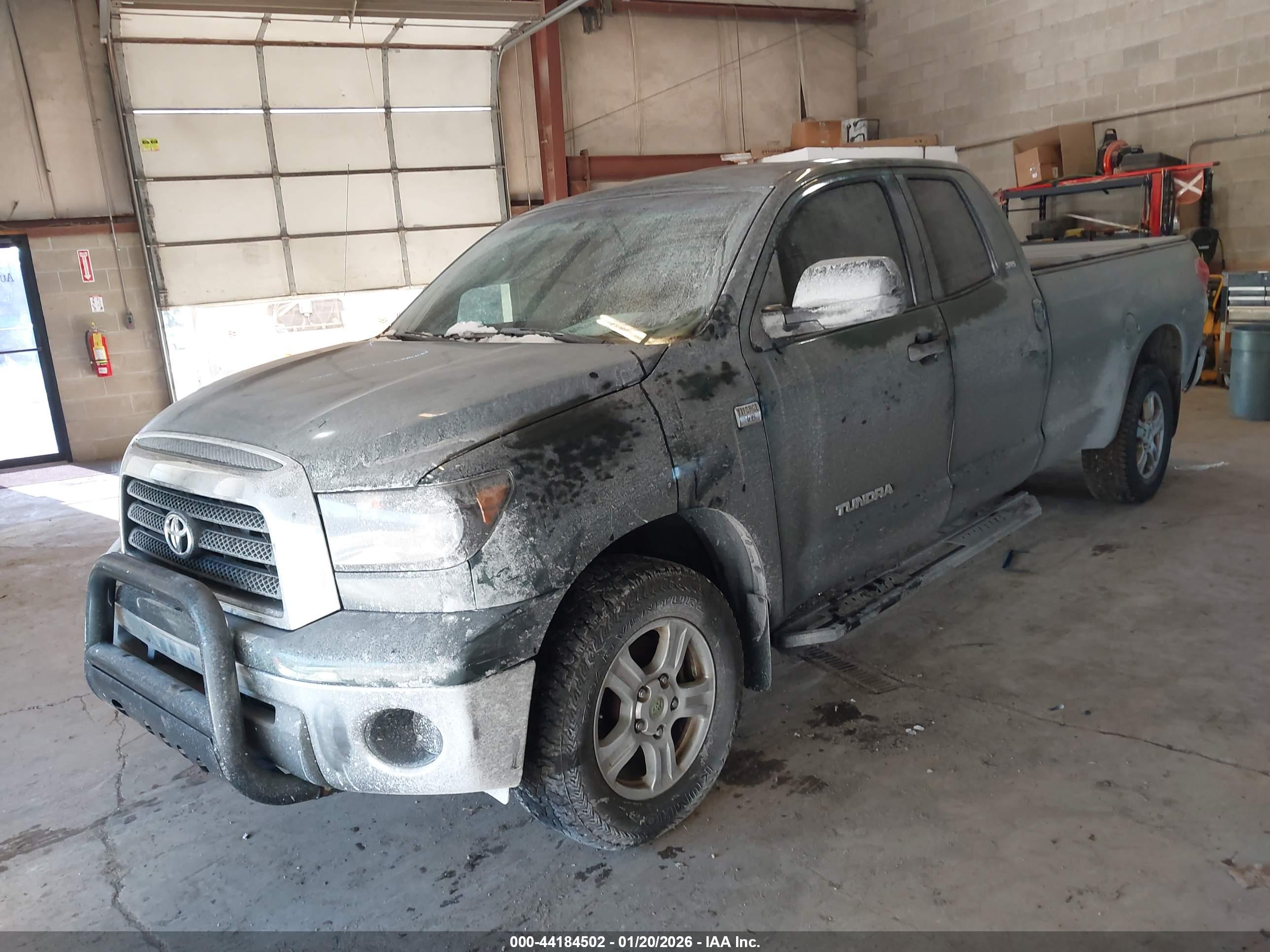 TOYOTA TUNDRA image 2