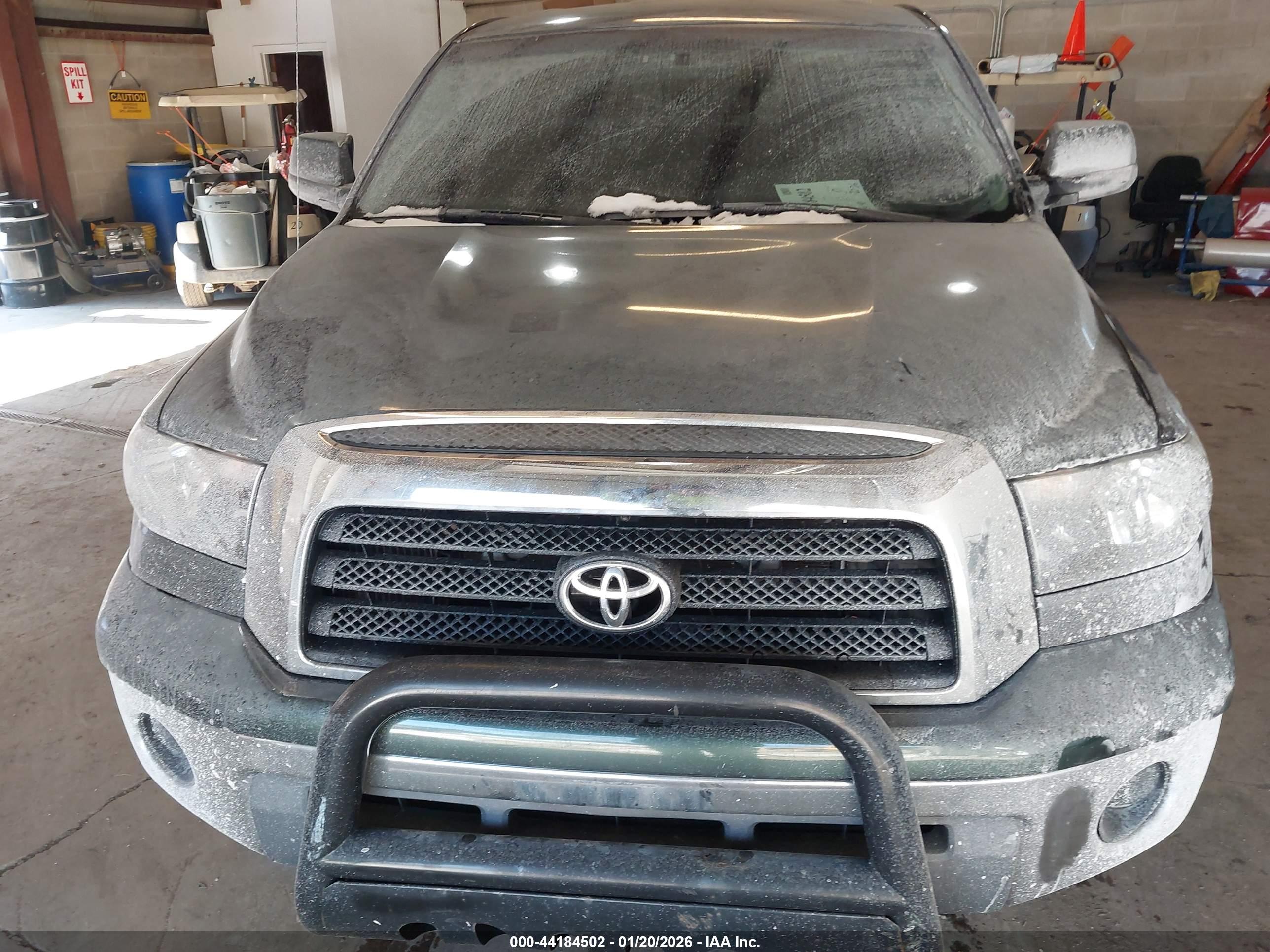 TOYOTA TUNDRA image 6