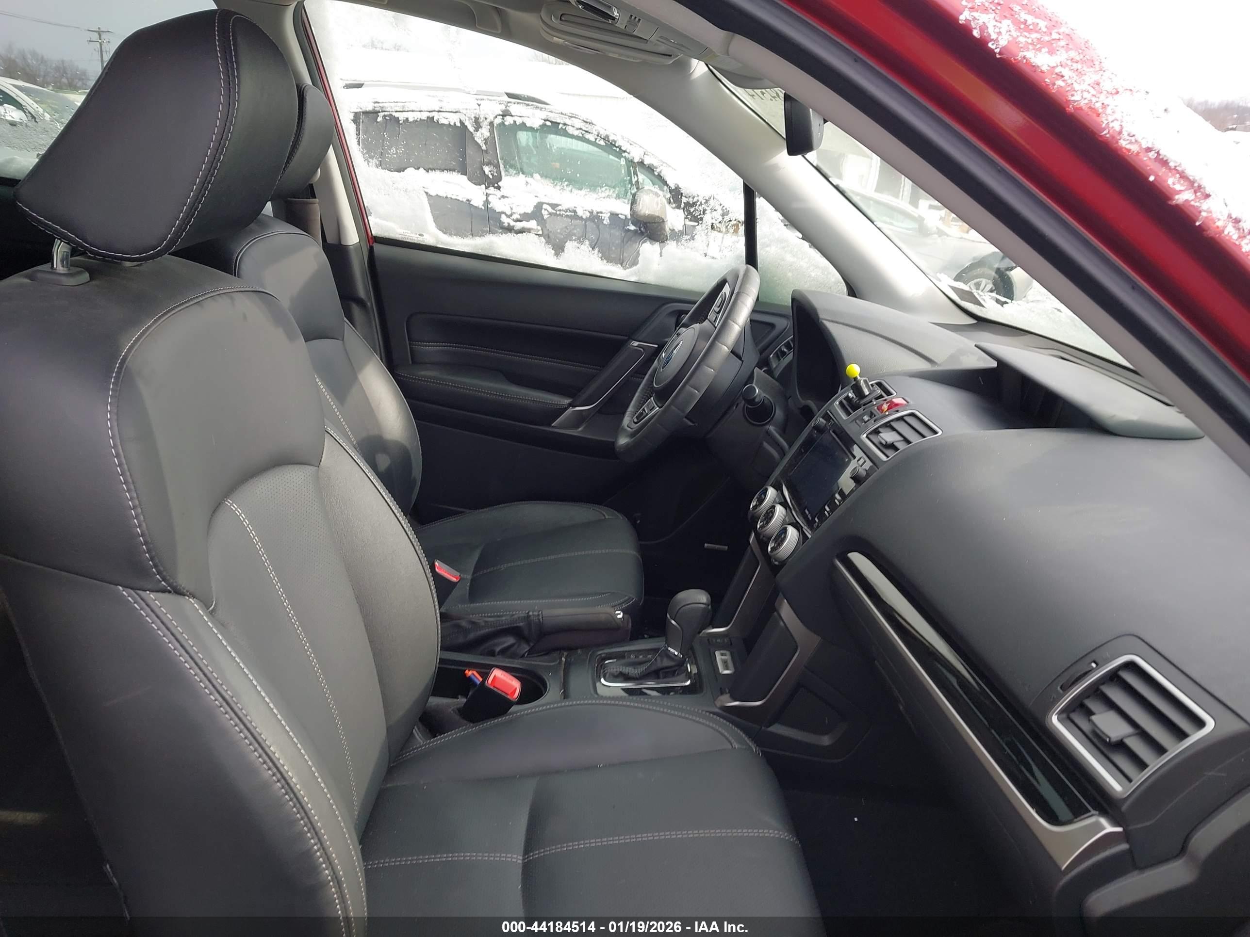 SUBARU FORESTER image 5