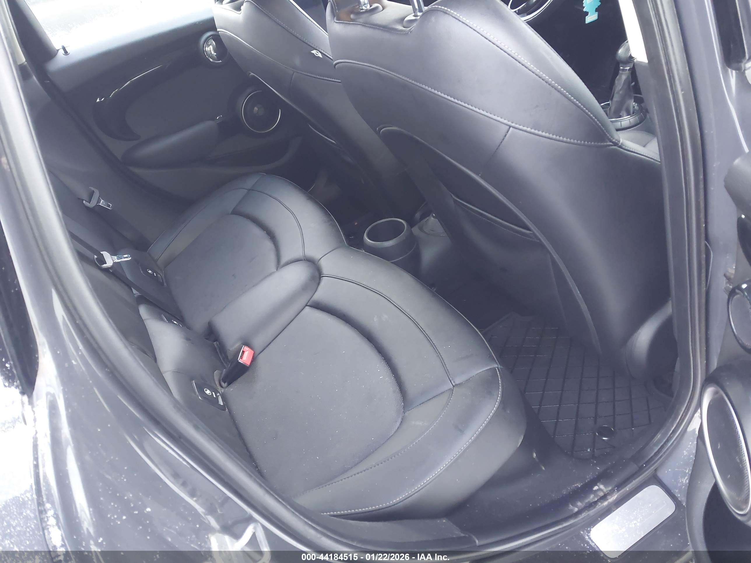 MINI HARDTOP image 8