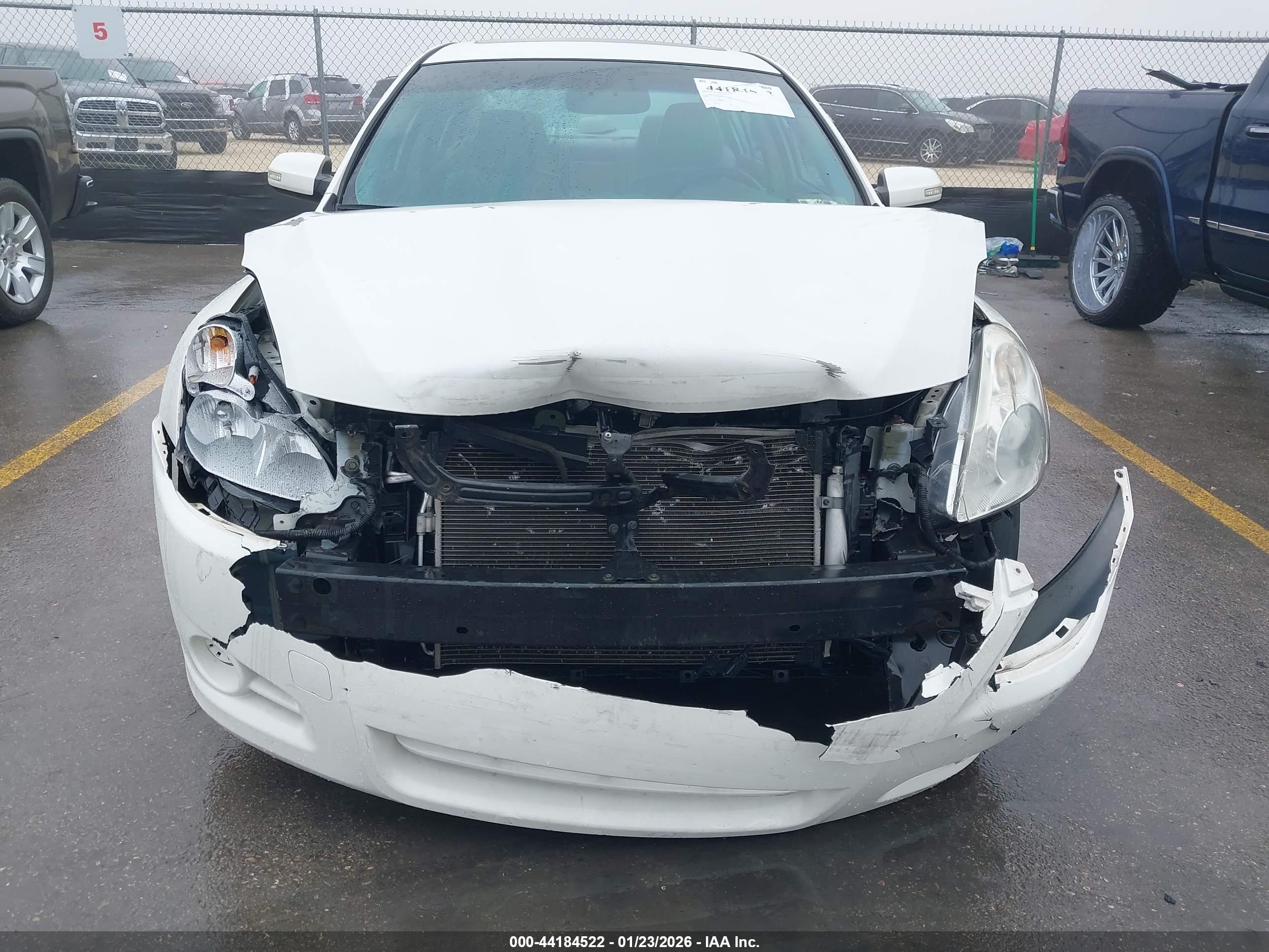 NISSAN ALTIMA image 6