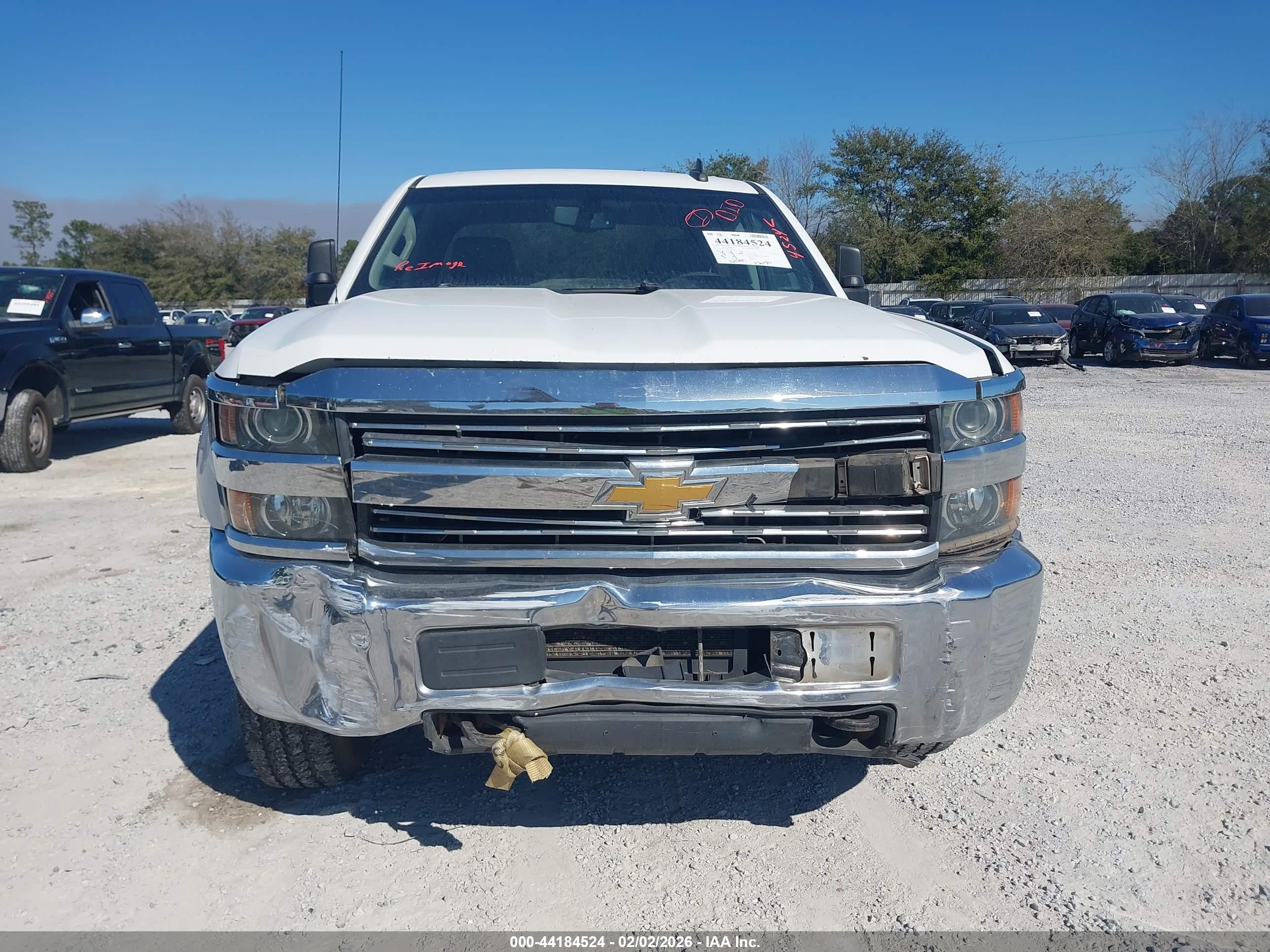 CHEVROLET SILVERADO image 6