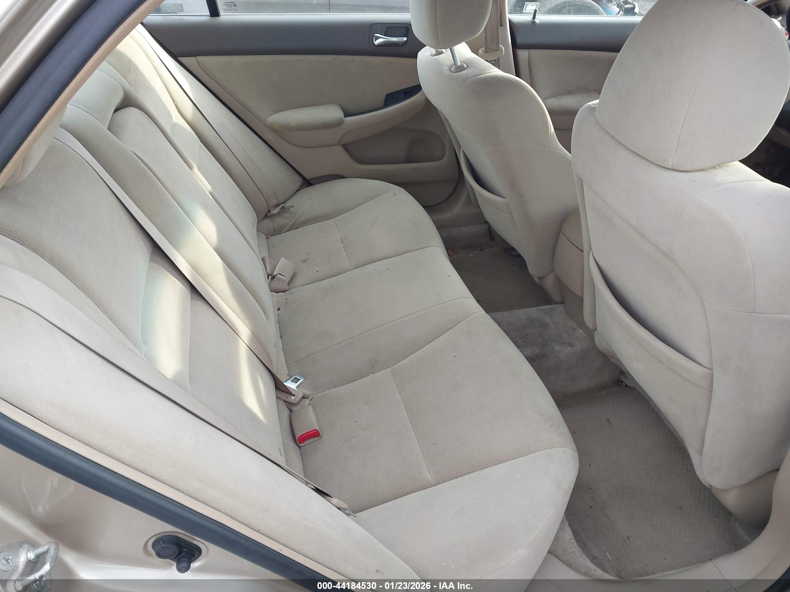 HONDA ACCORD image 8