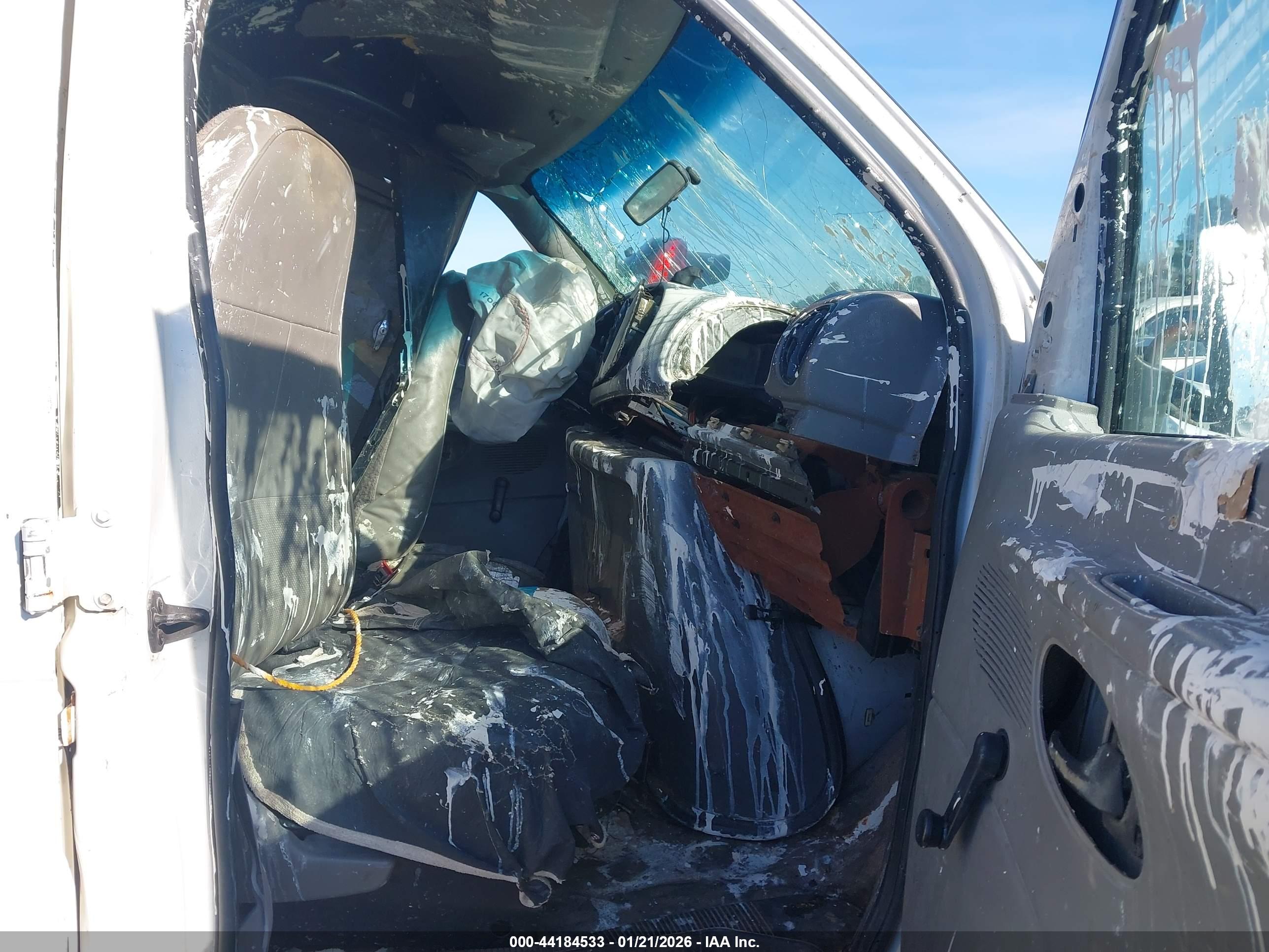 FORD E-250 image 5
