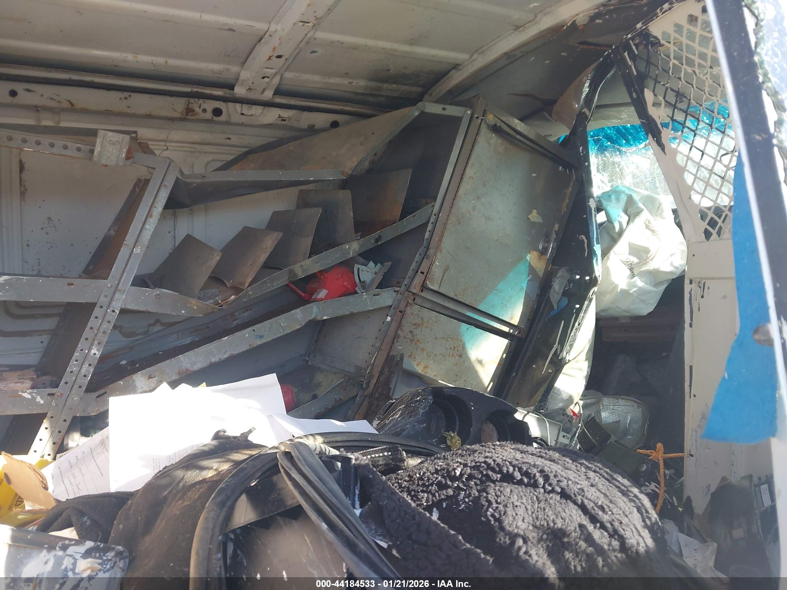FORD E-250 image 8