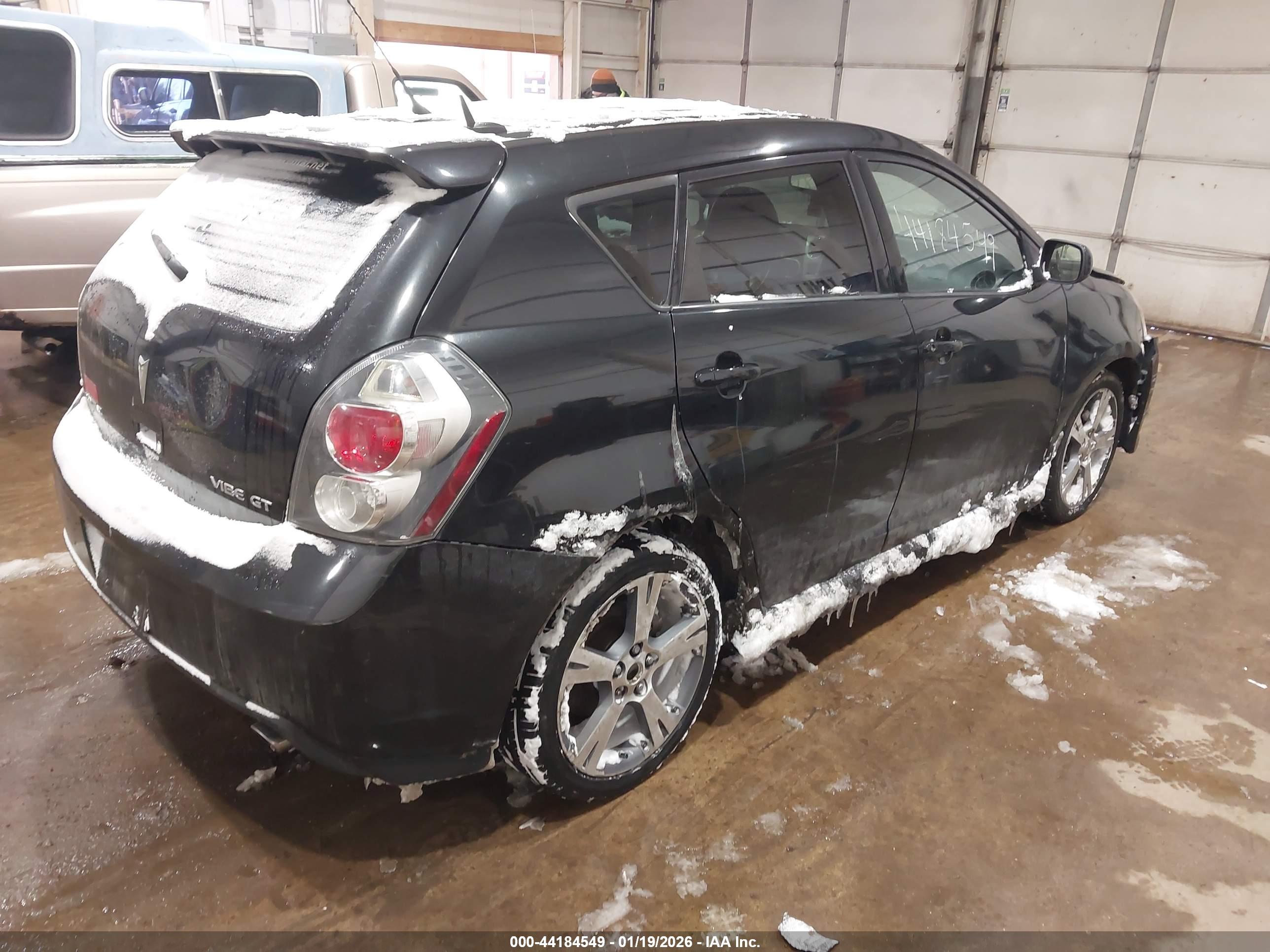 PONTIAC VIBE image 4