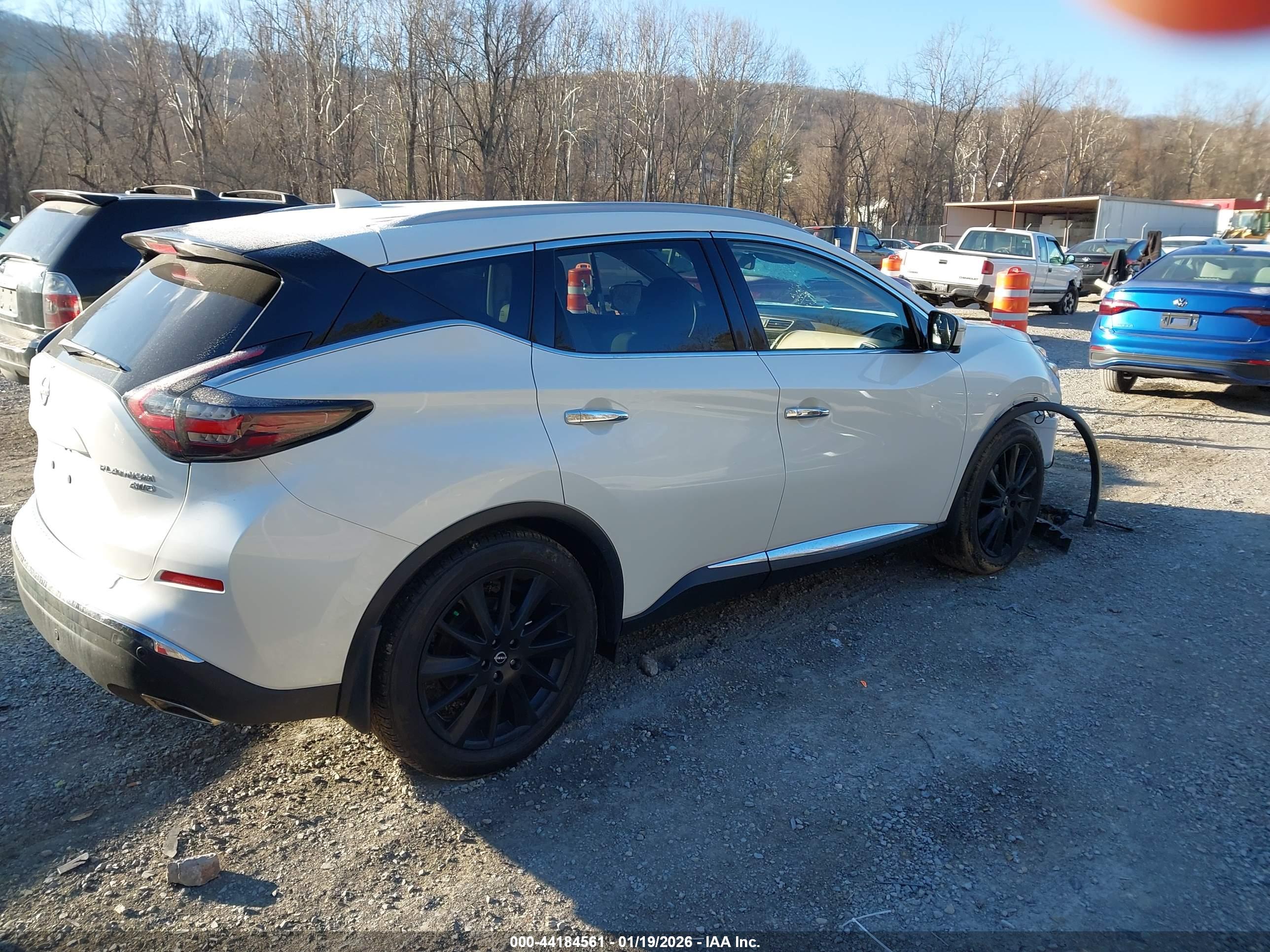 NISSAN MURANO image 4