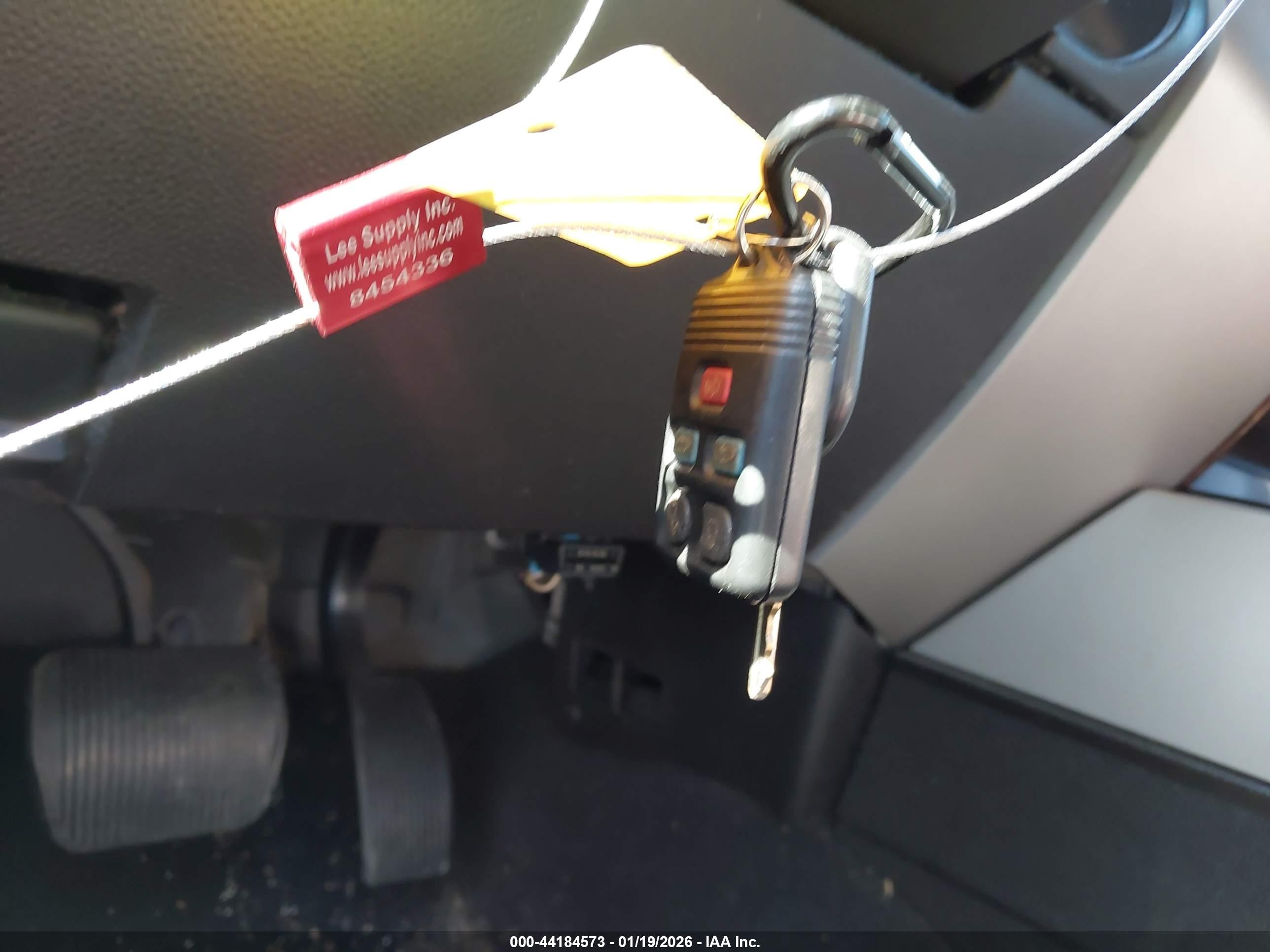 FORD EXPEDITION image 11