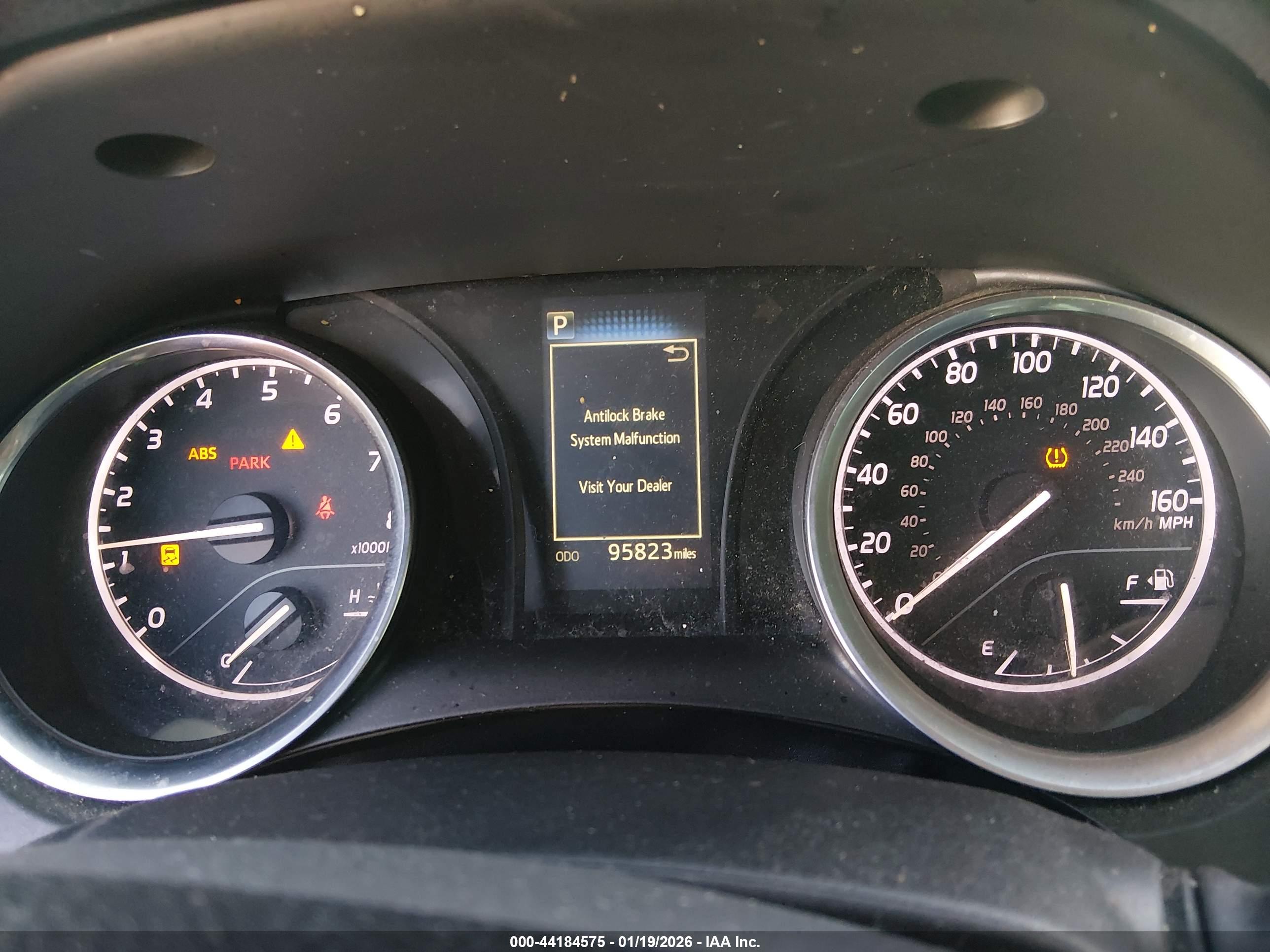 TOYOTA CAMRY image 7