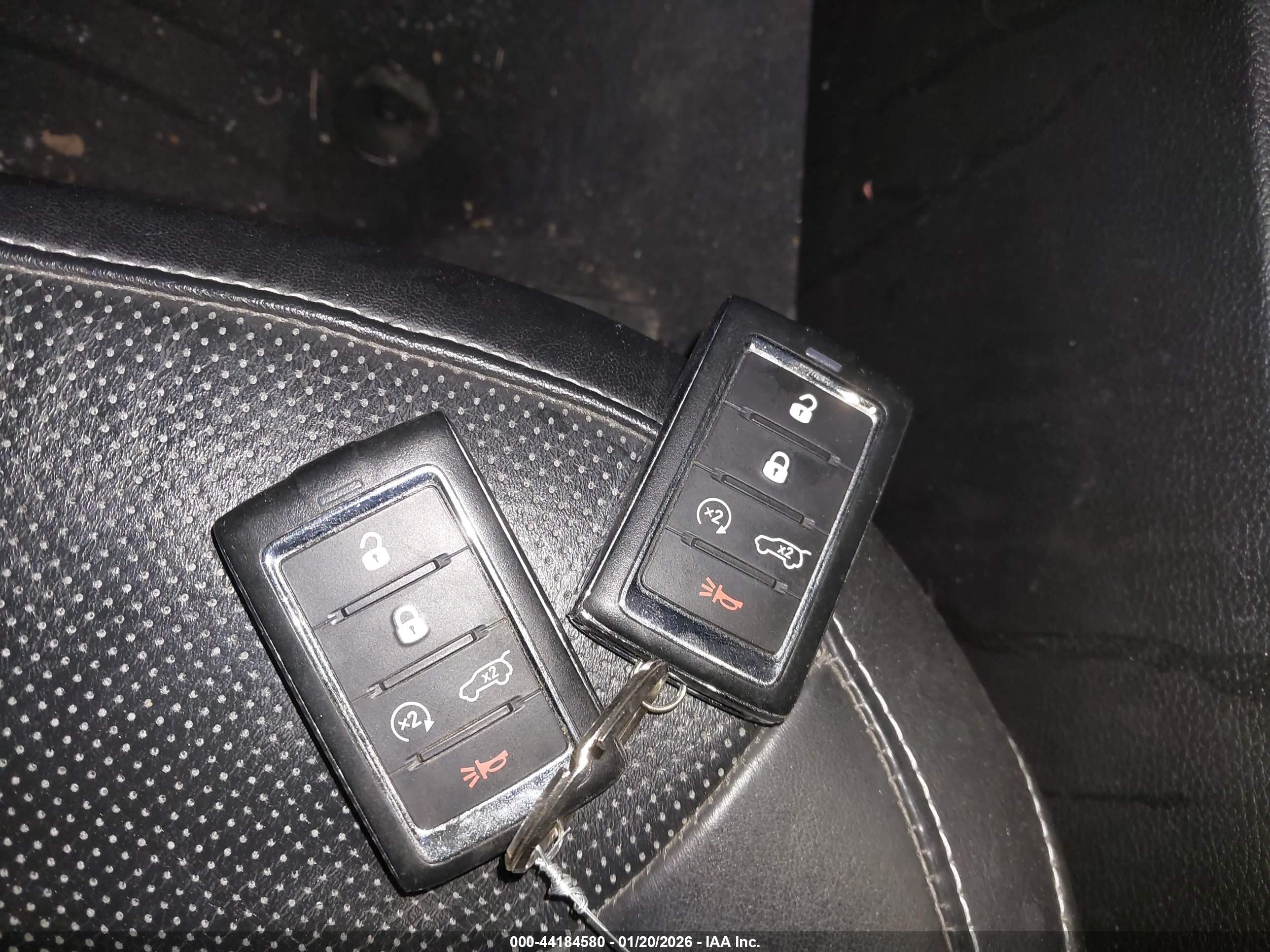 JEEP GRAND image 11
