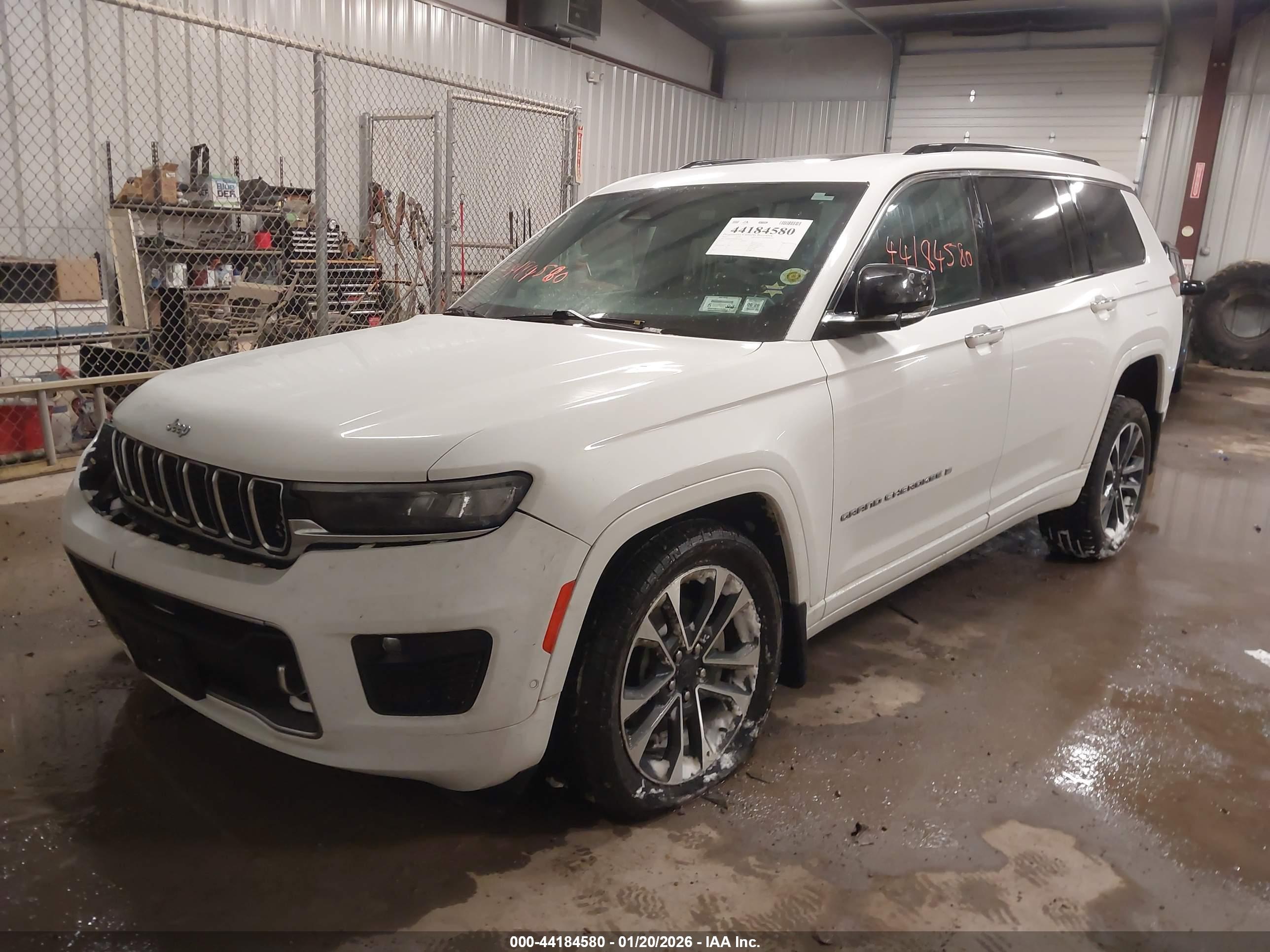 JEEP GRAND image 2