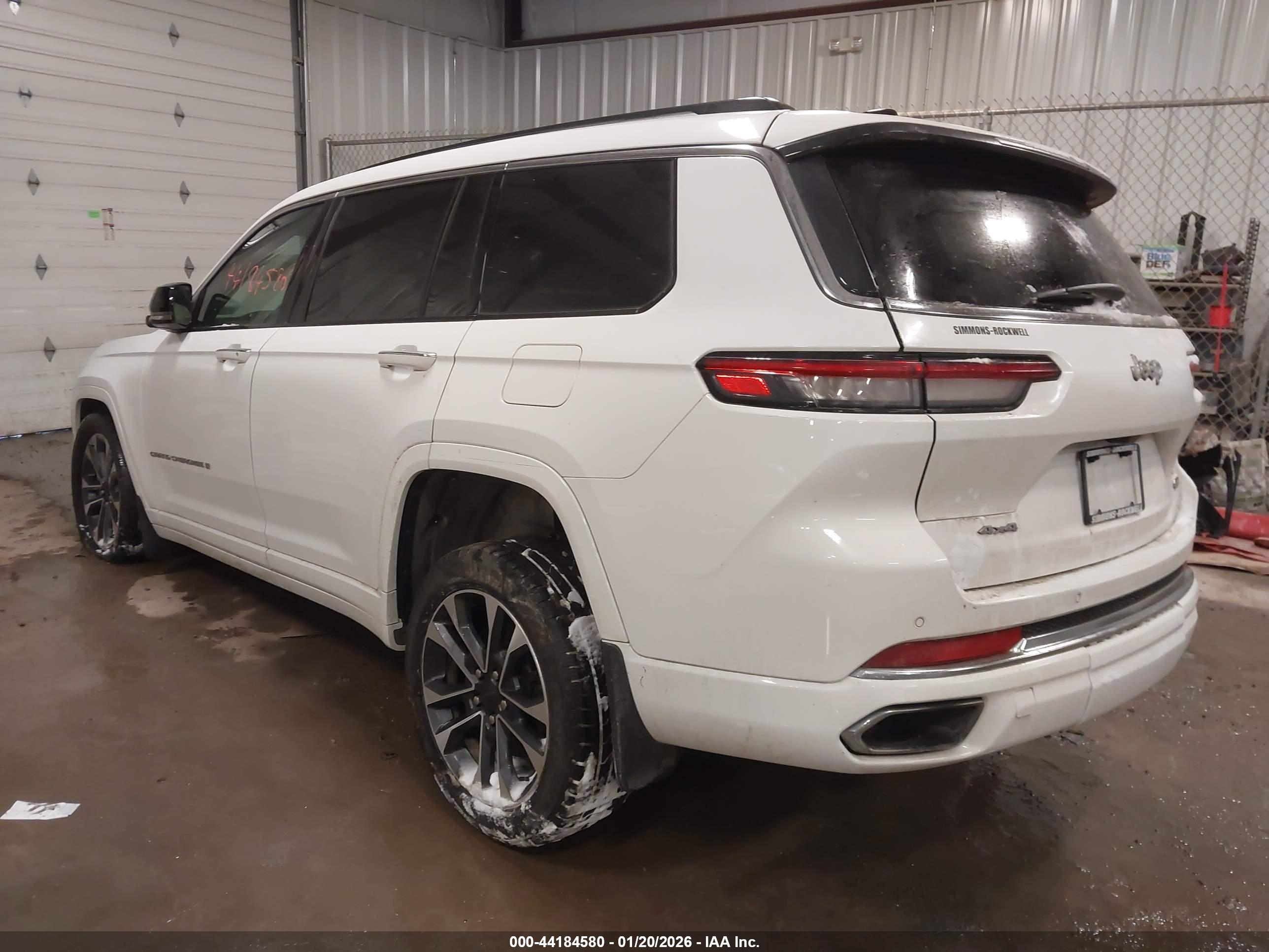 JEEP GRAND image 3