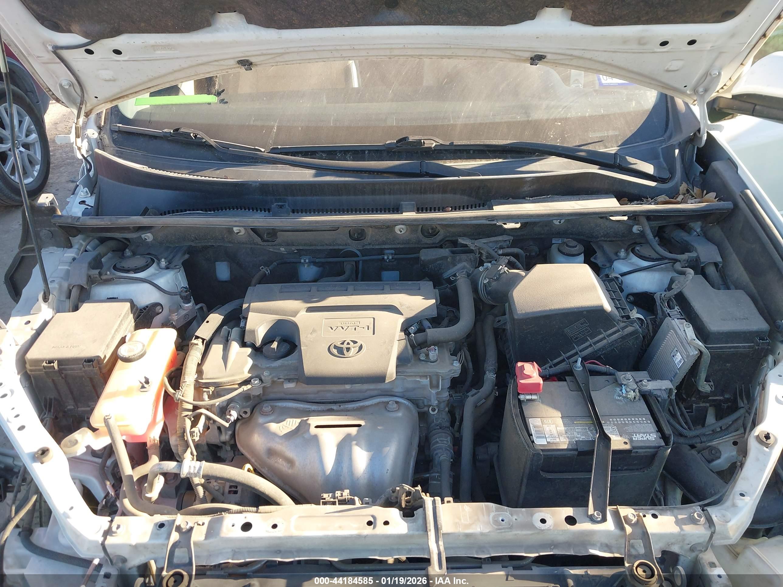 TOYOTA RAV4 image 10