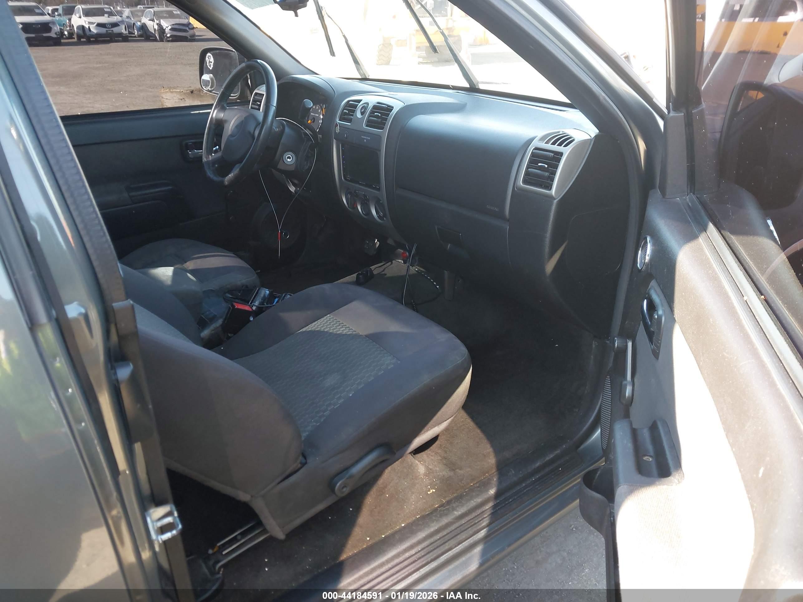 GMC CANYON image 5