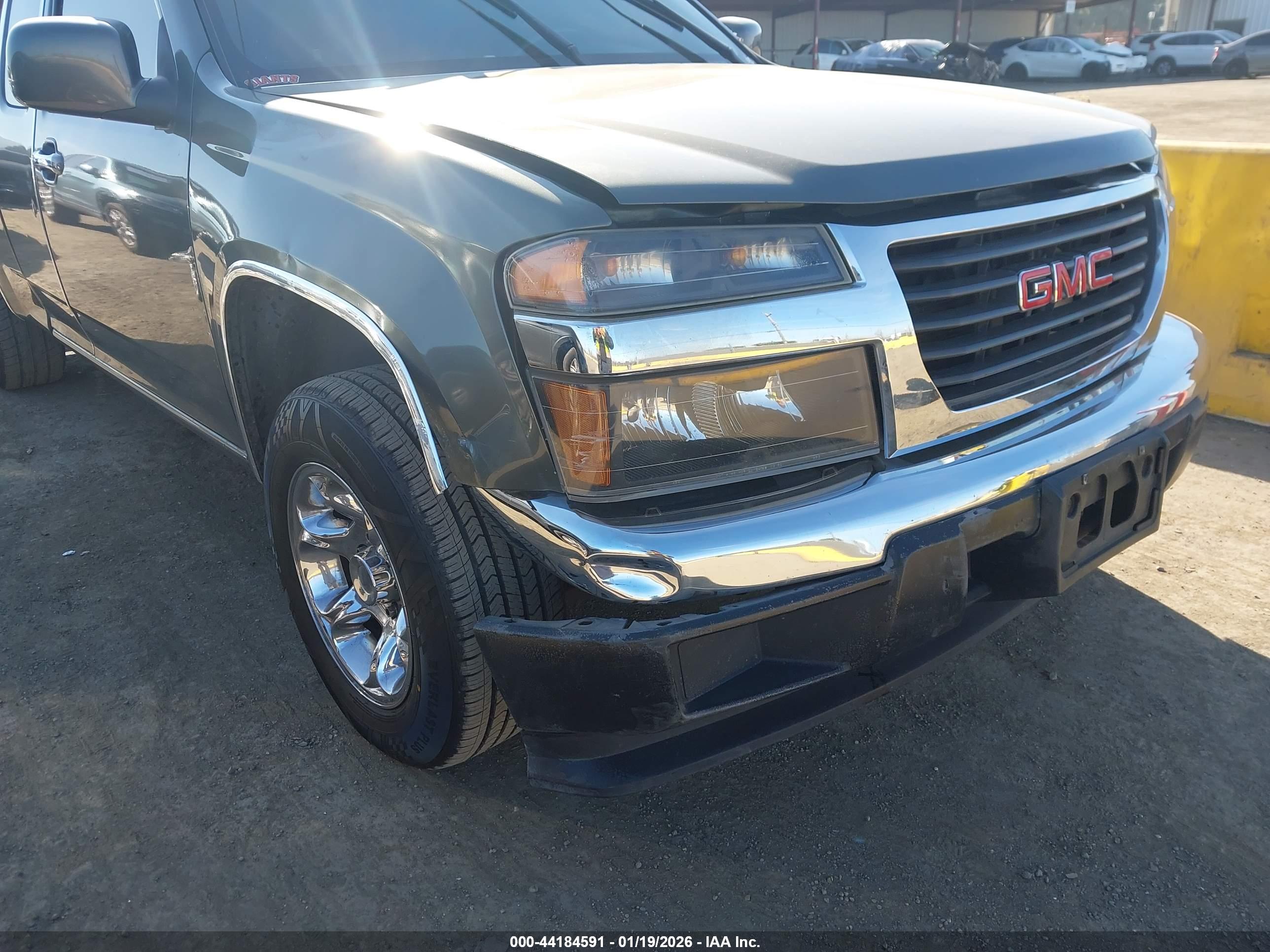GMC CANYON image 6