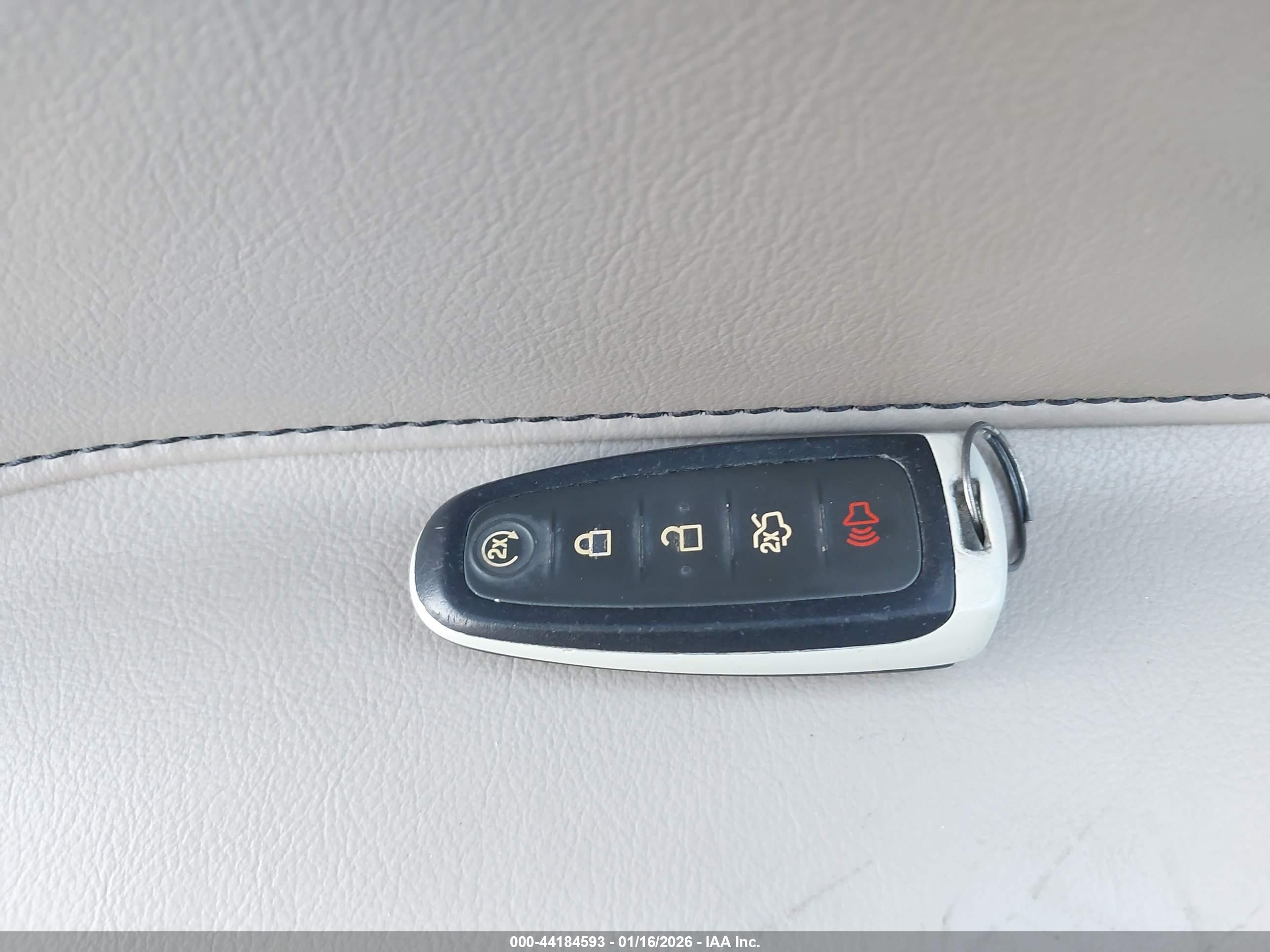 FORD EDGE image 11