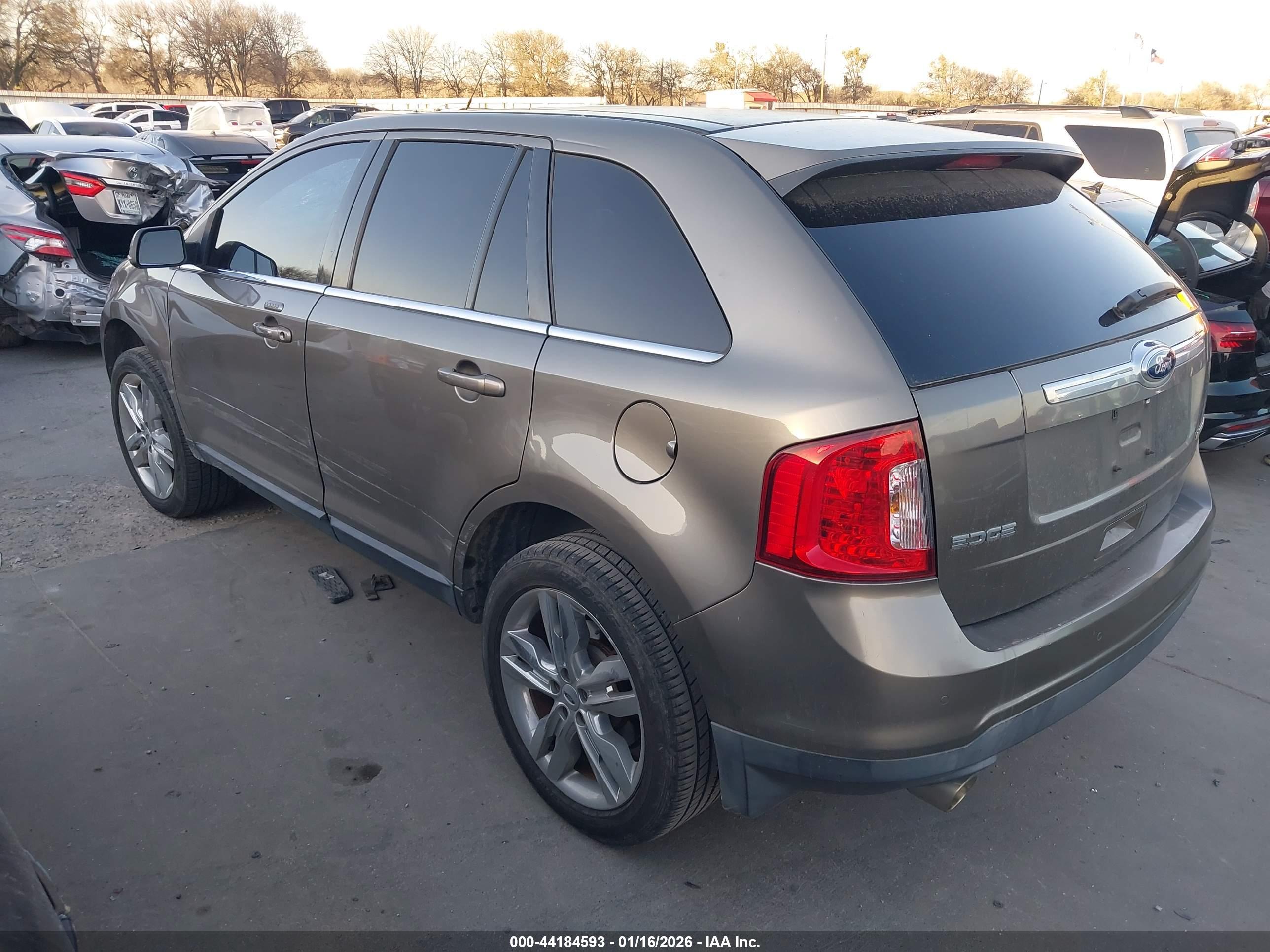 FORD EDGE image 3