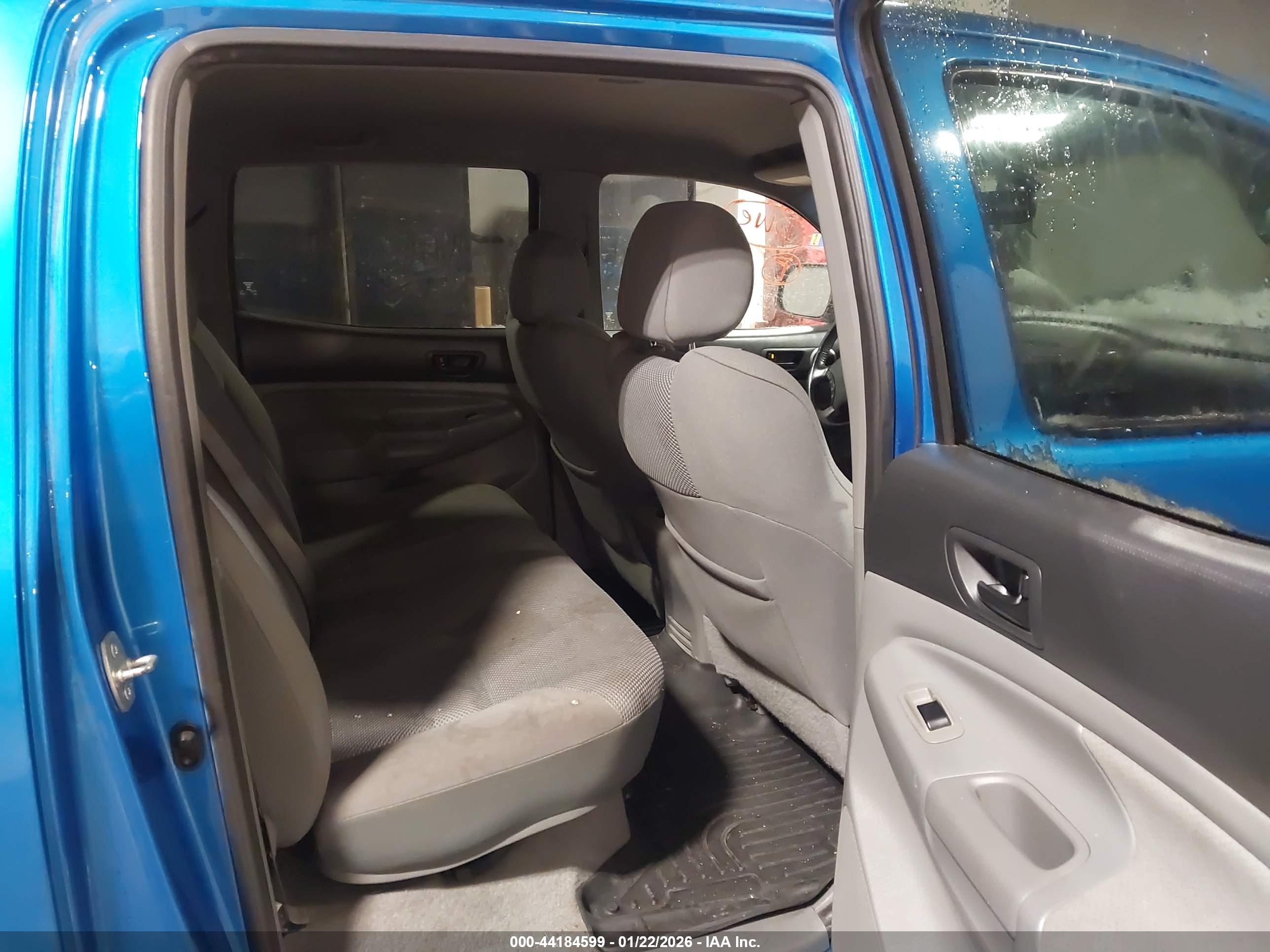 TOYOTA TACOMA image 8