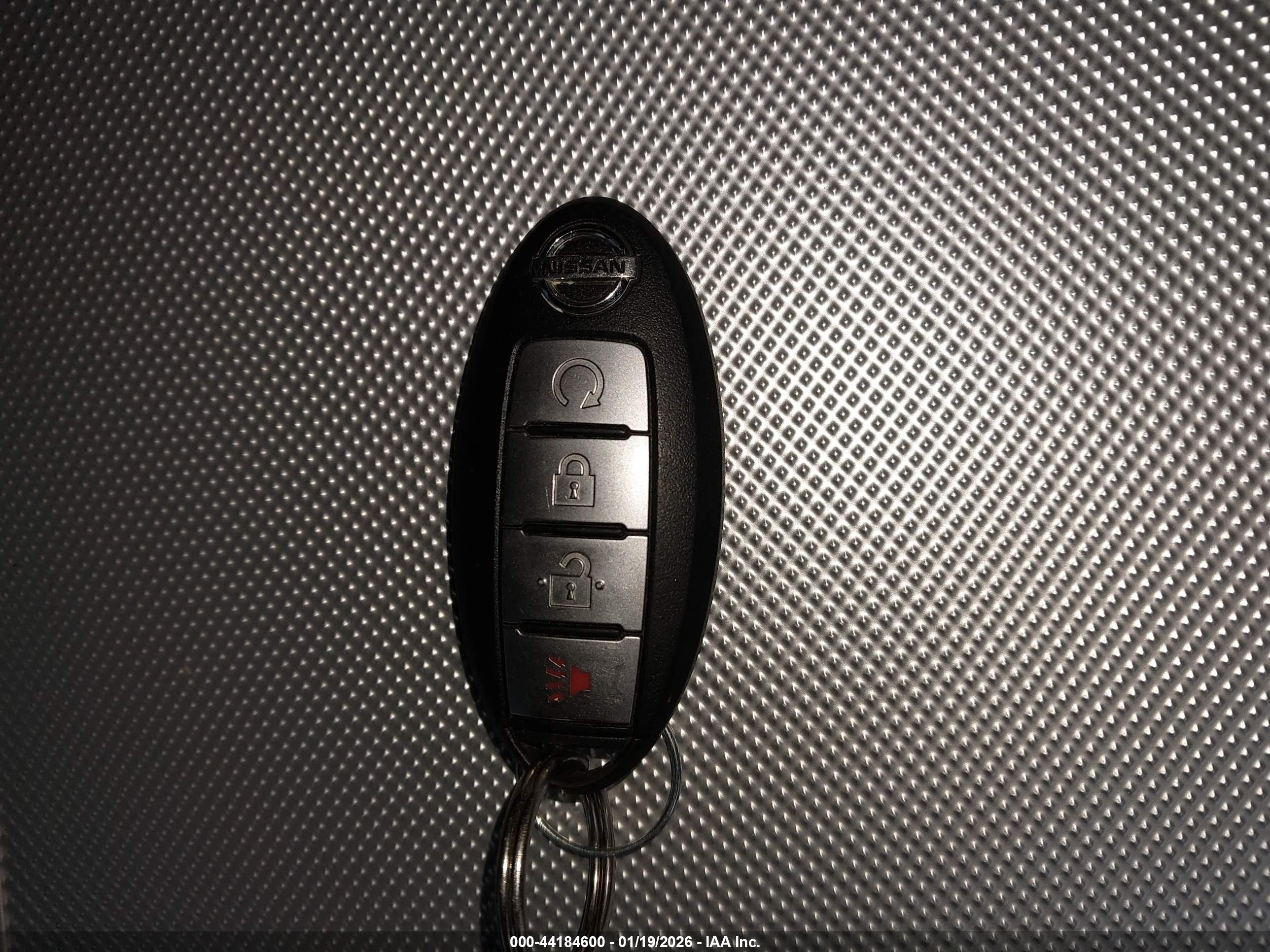 NISSAN TITAN image 11