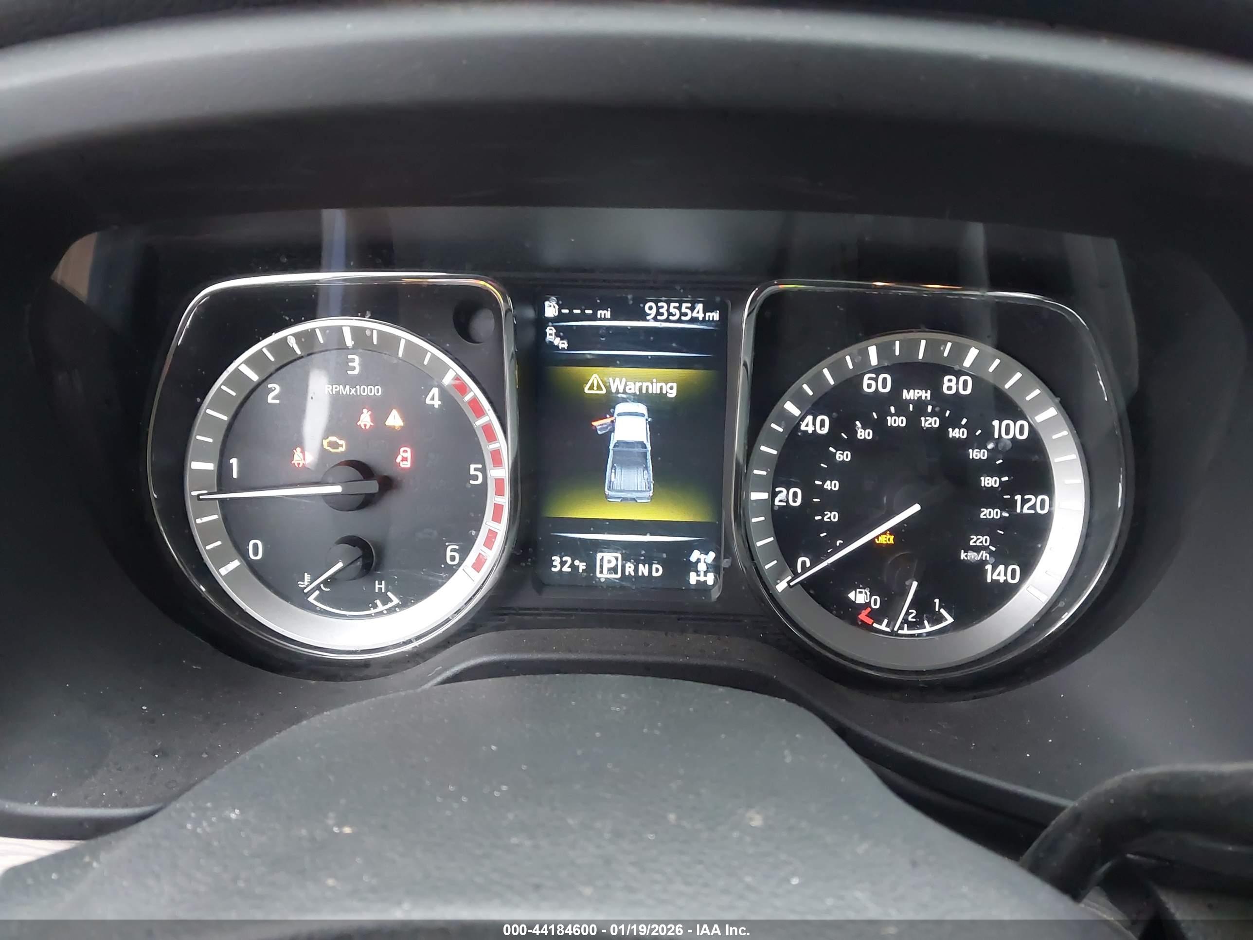 NISSAN TITAN image 7