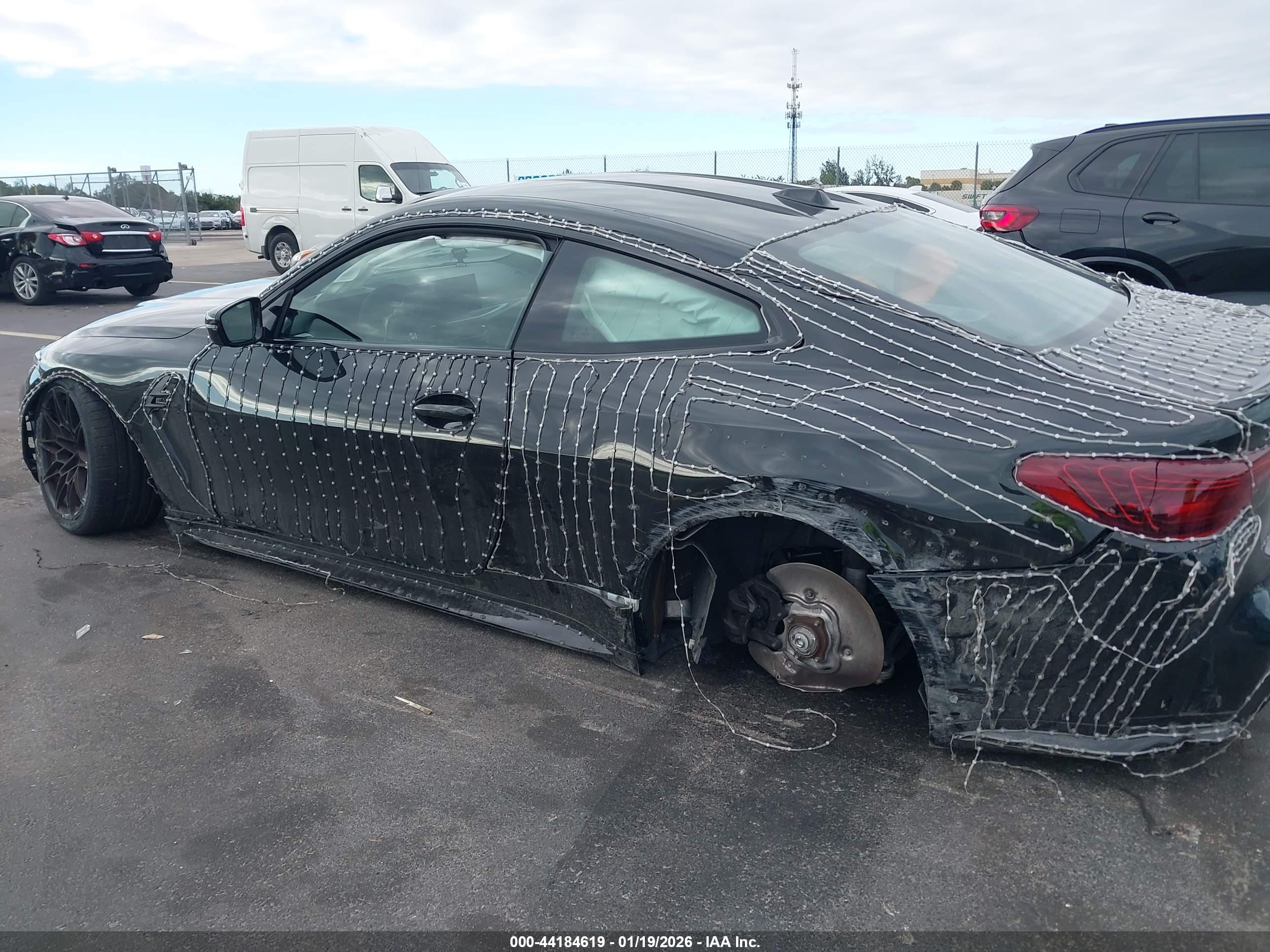 BMW M4 image 6