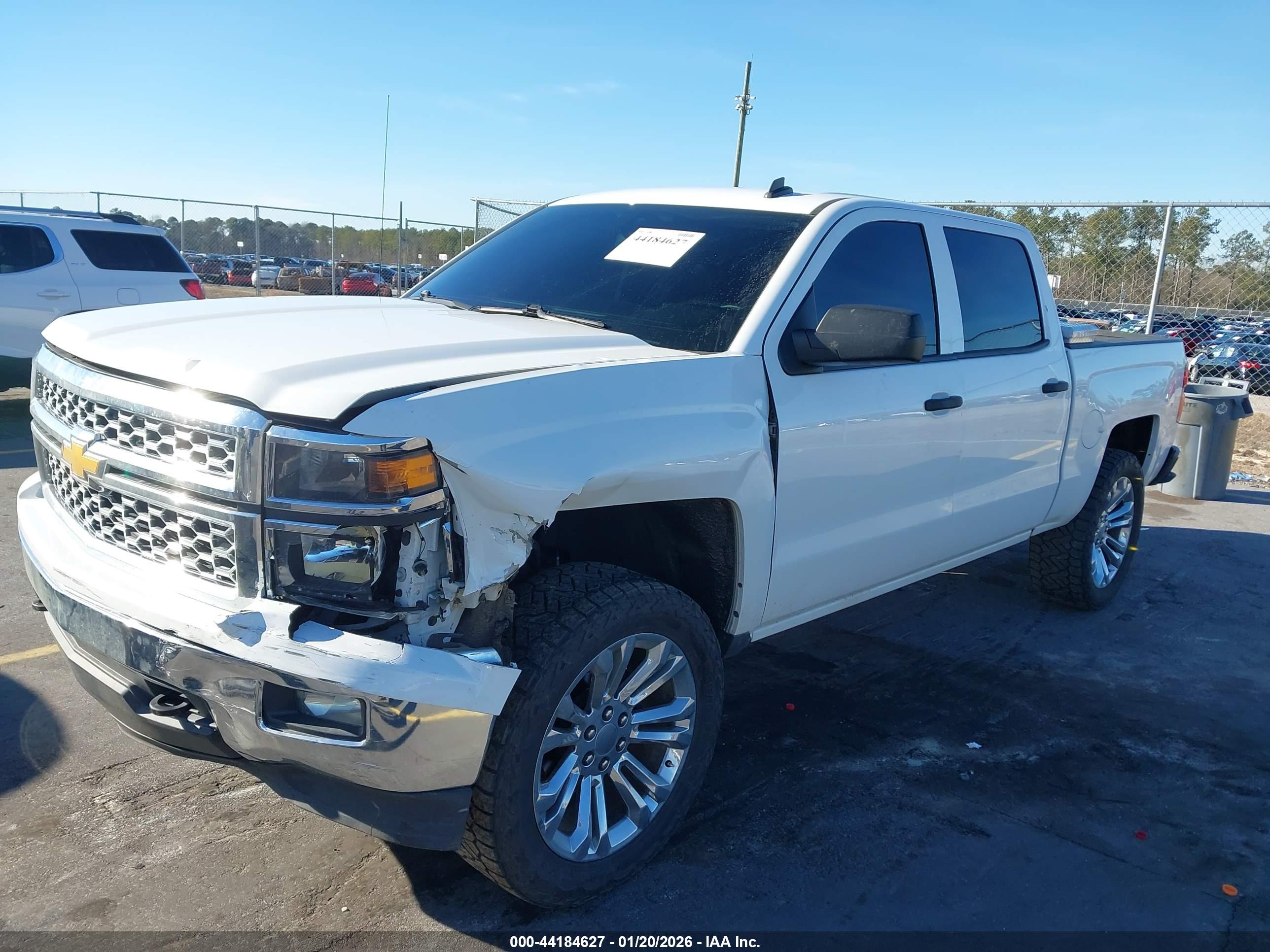 CHEVROLET SILVERADO image 2