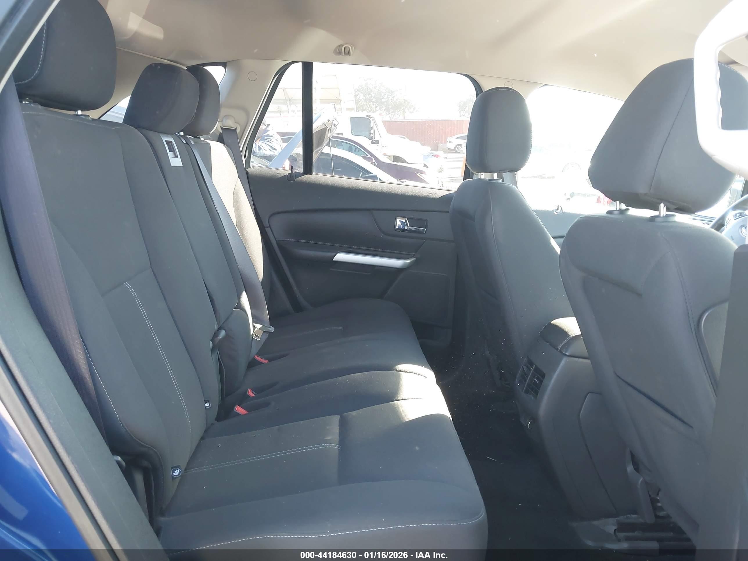 FORD EDGE image 8