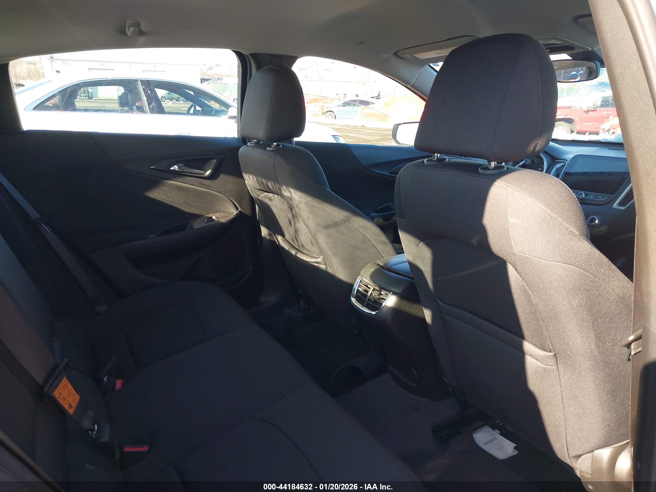 CHEVROLET MALIBU image 8