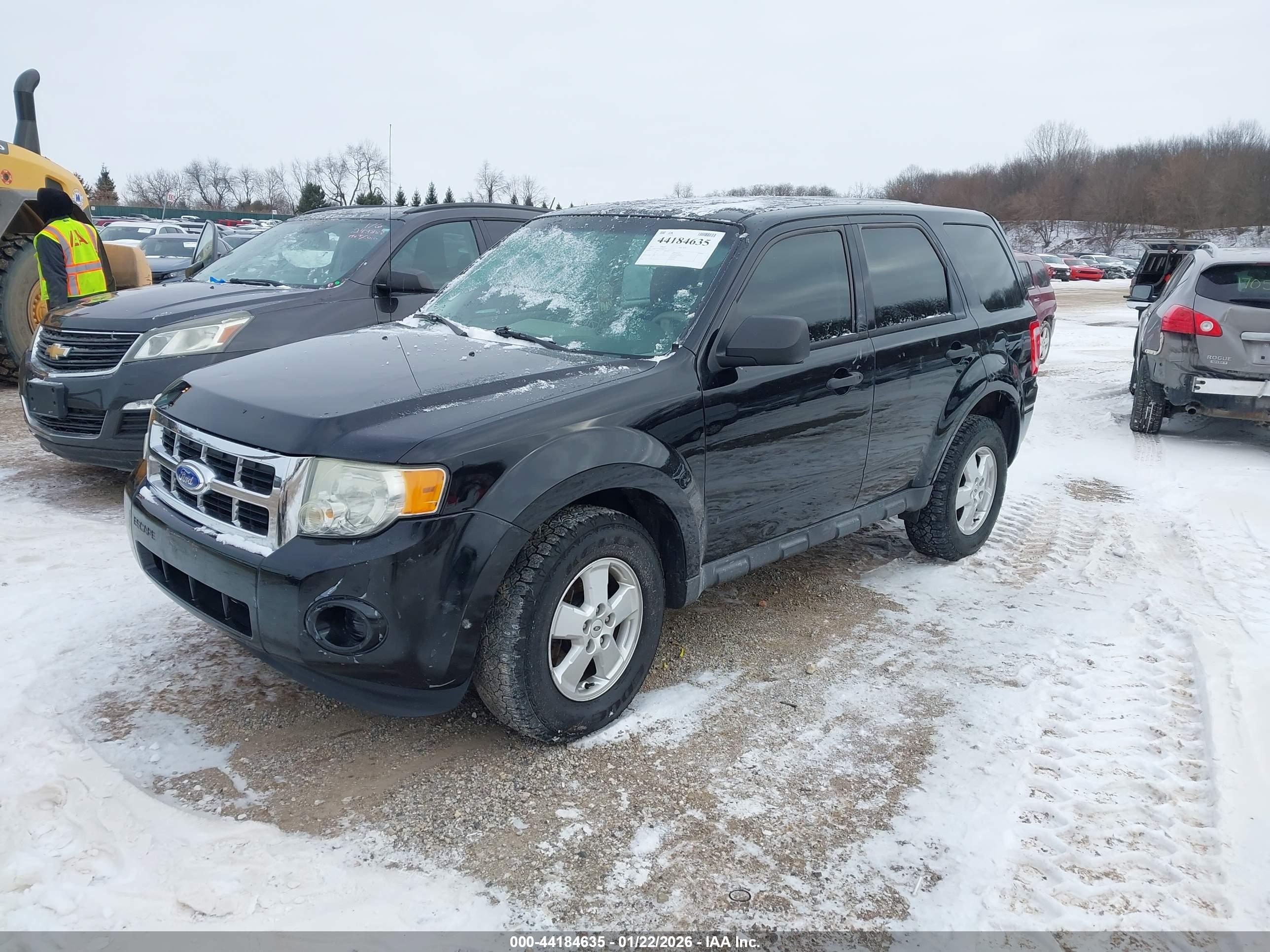 FORD ESCAPE image 2