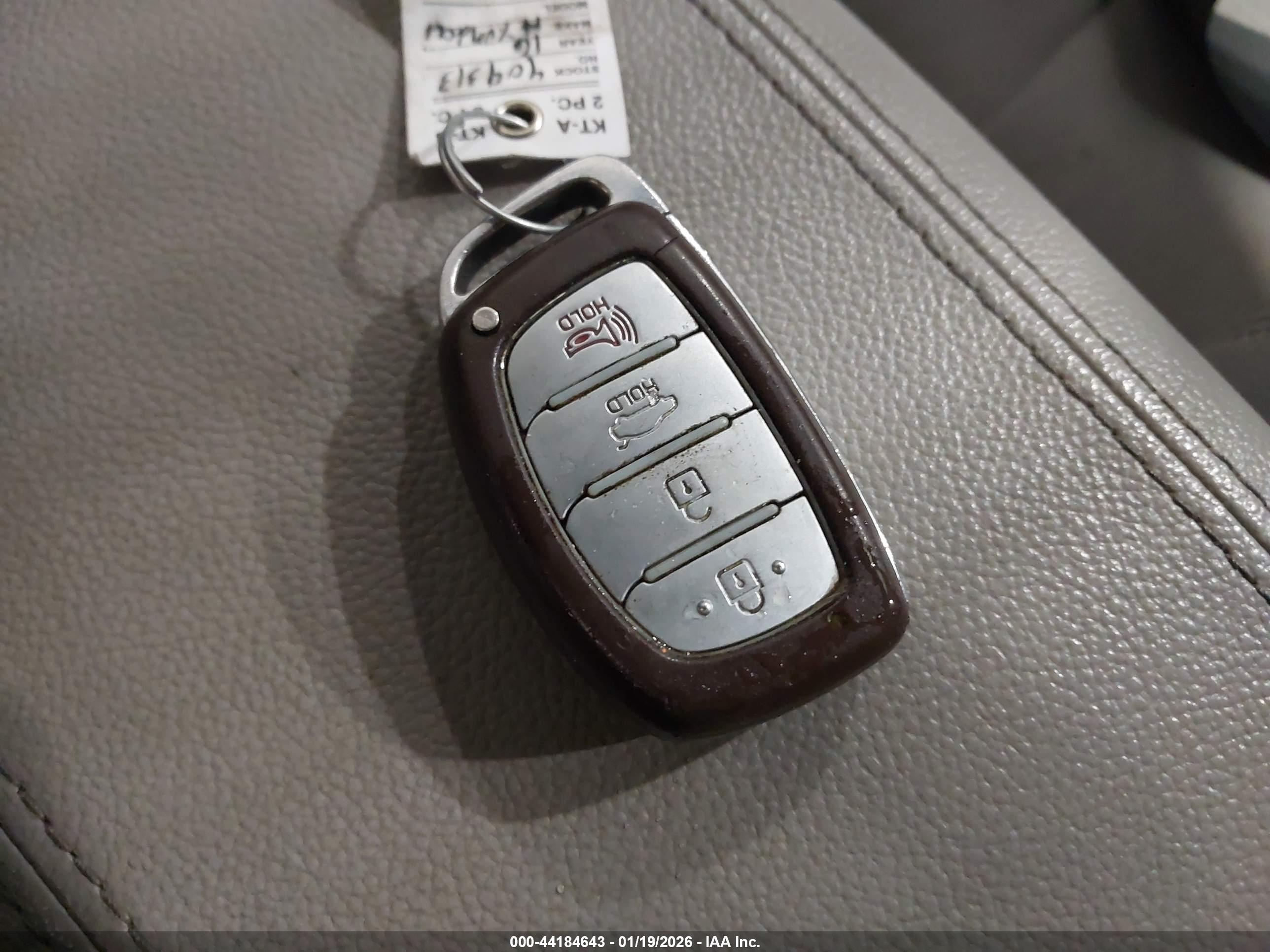 HYUNDAI SONATA image 11