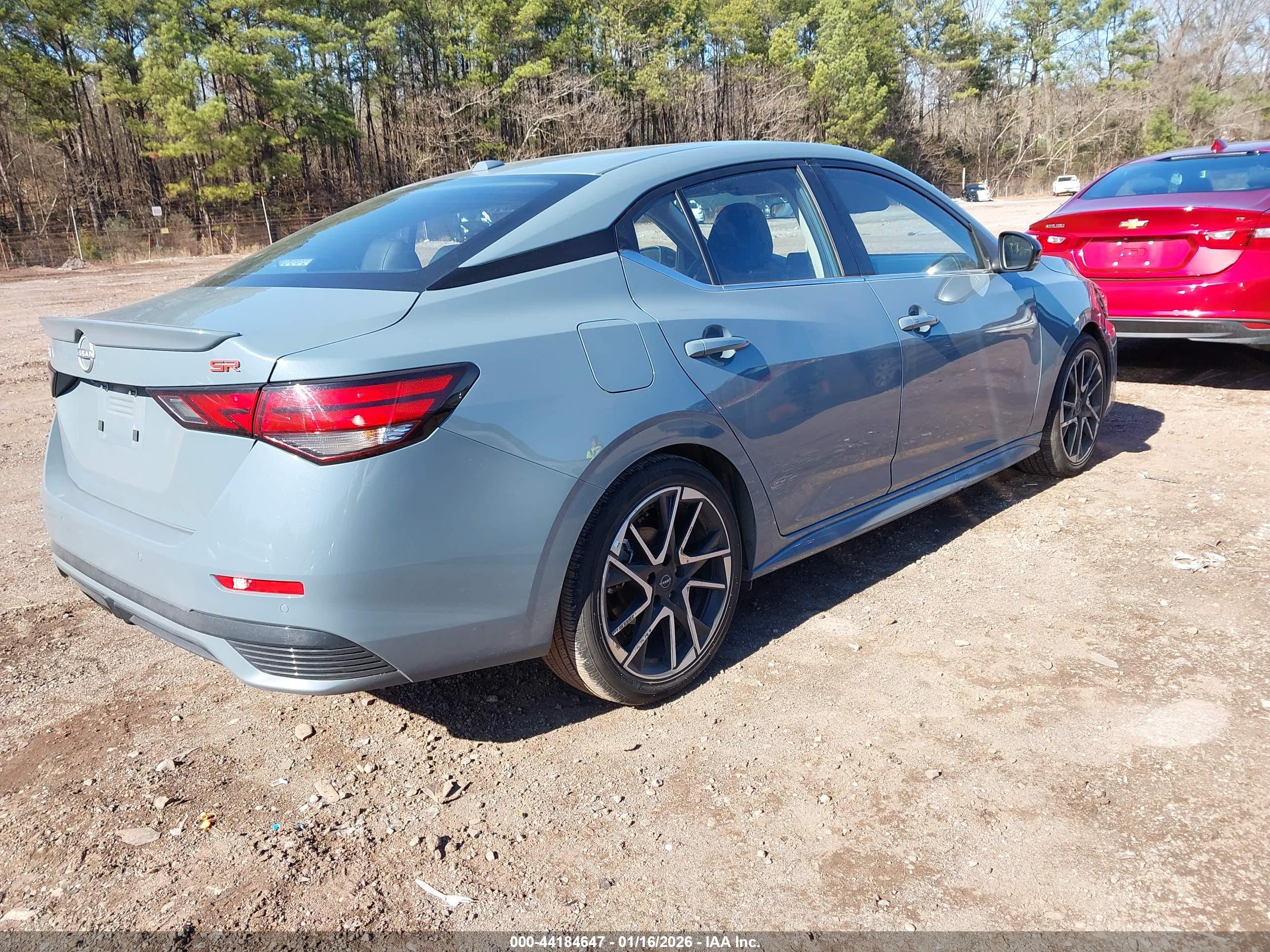 NISSAN SENTRA image 4