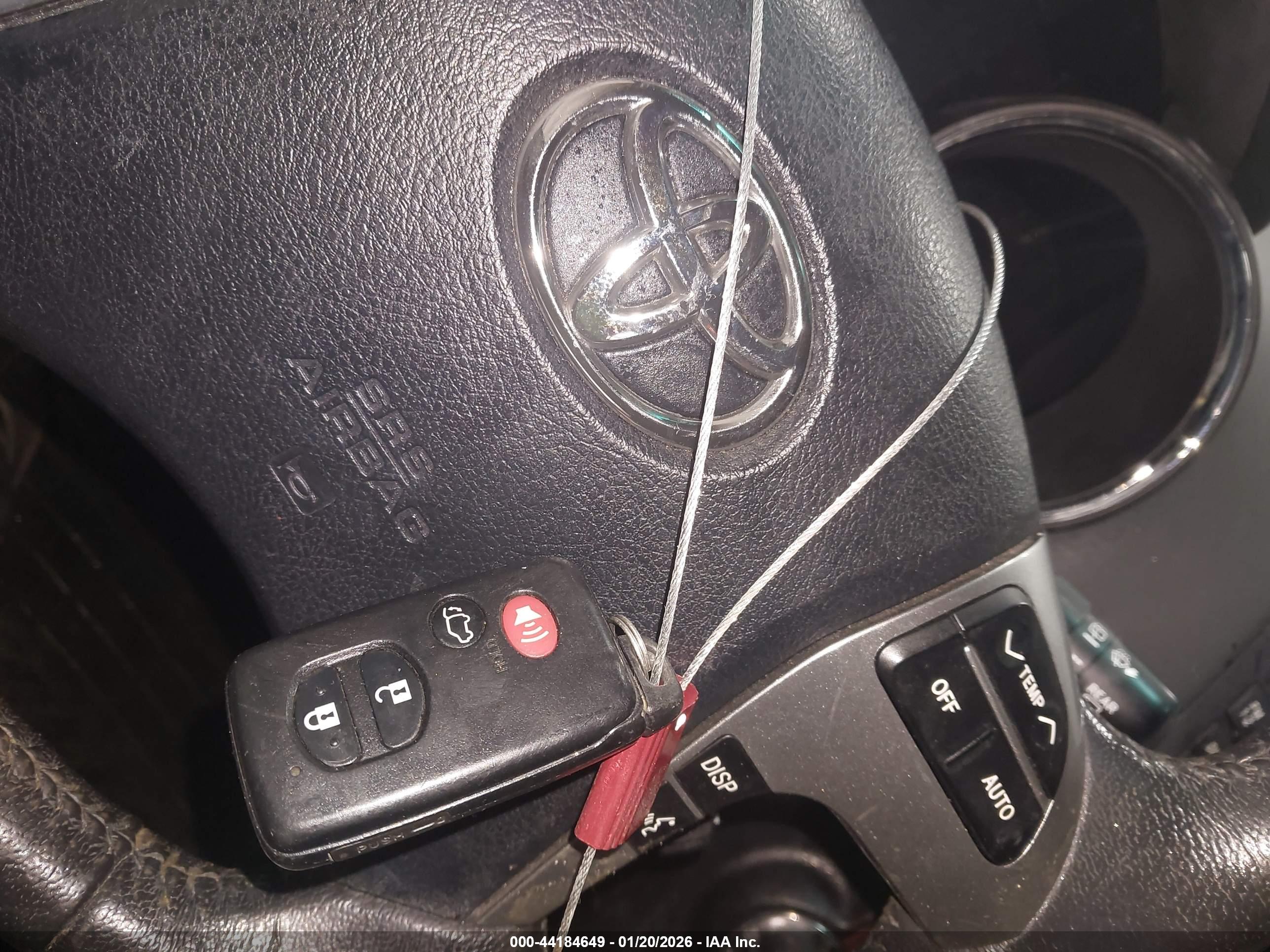 TOYOTA HIGHLANDER image 11