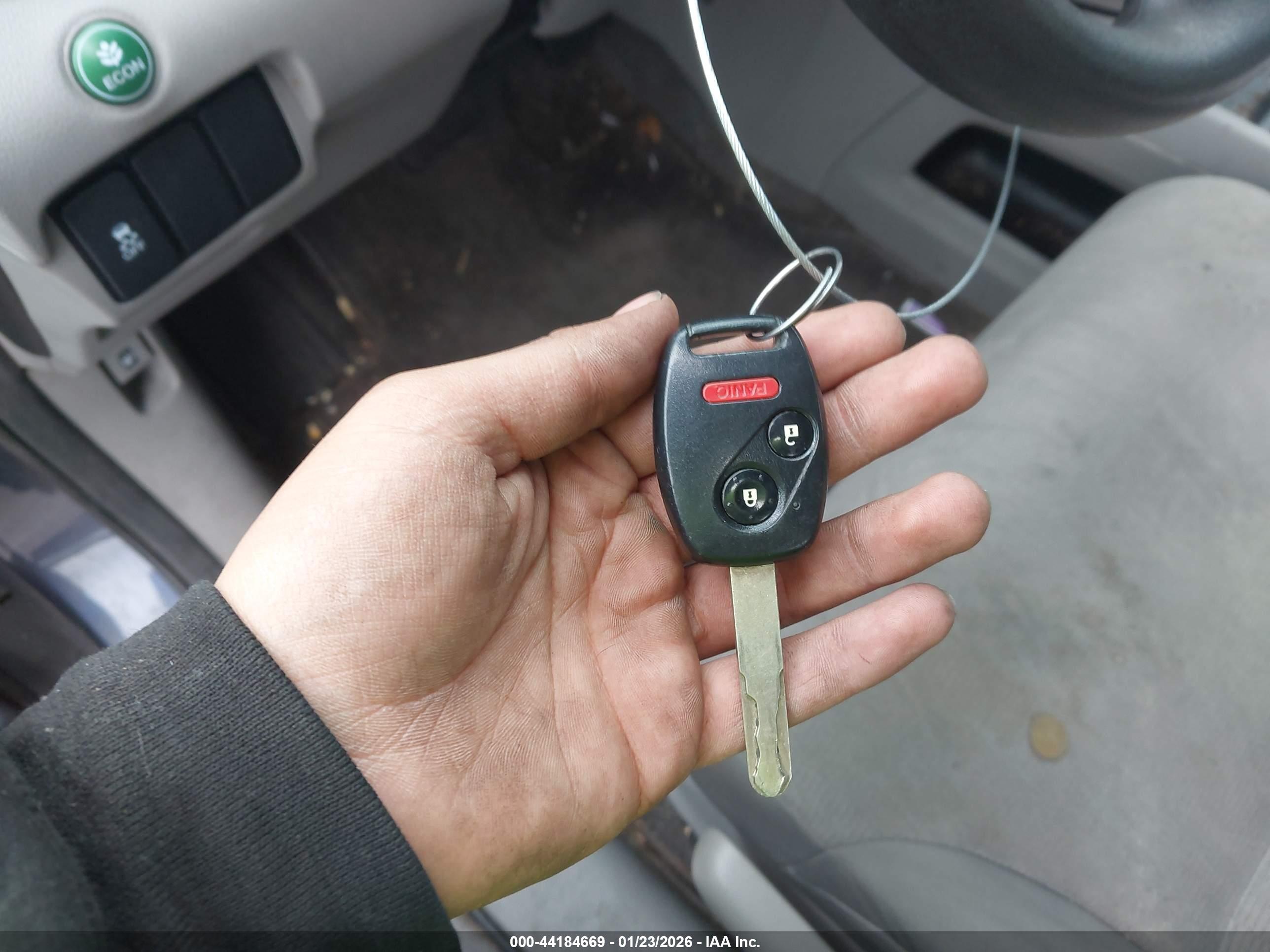 HONDA CR-V image 11