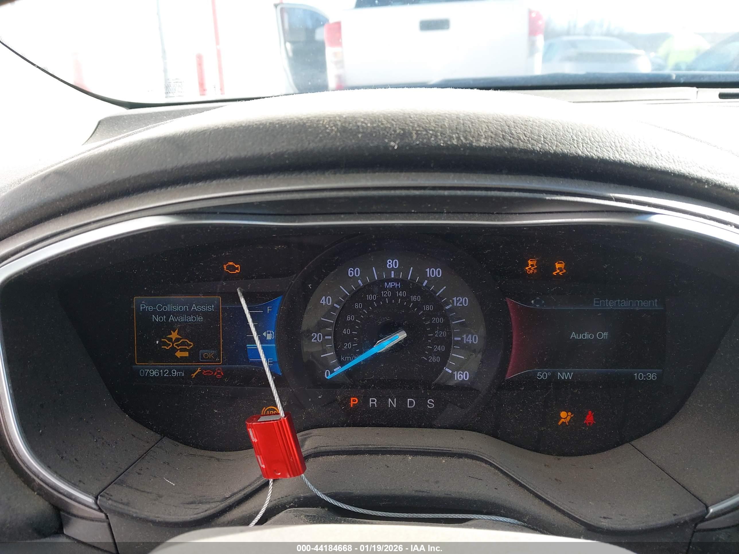 FORD FUSION image 7