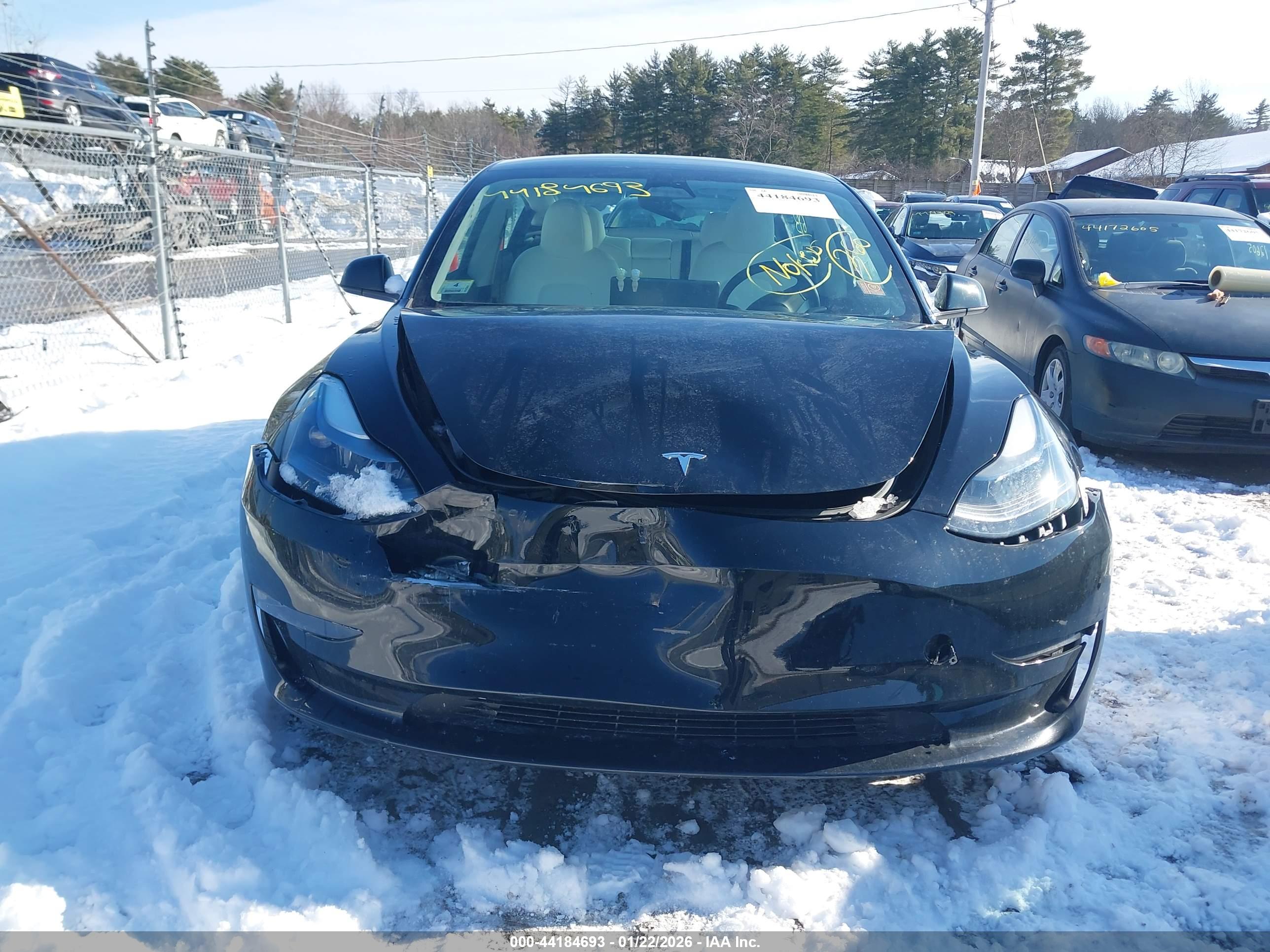 TESLA MODEL image 6
