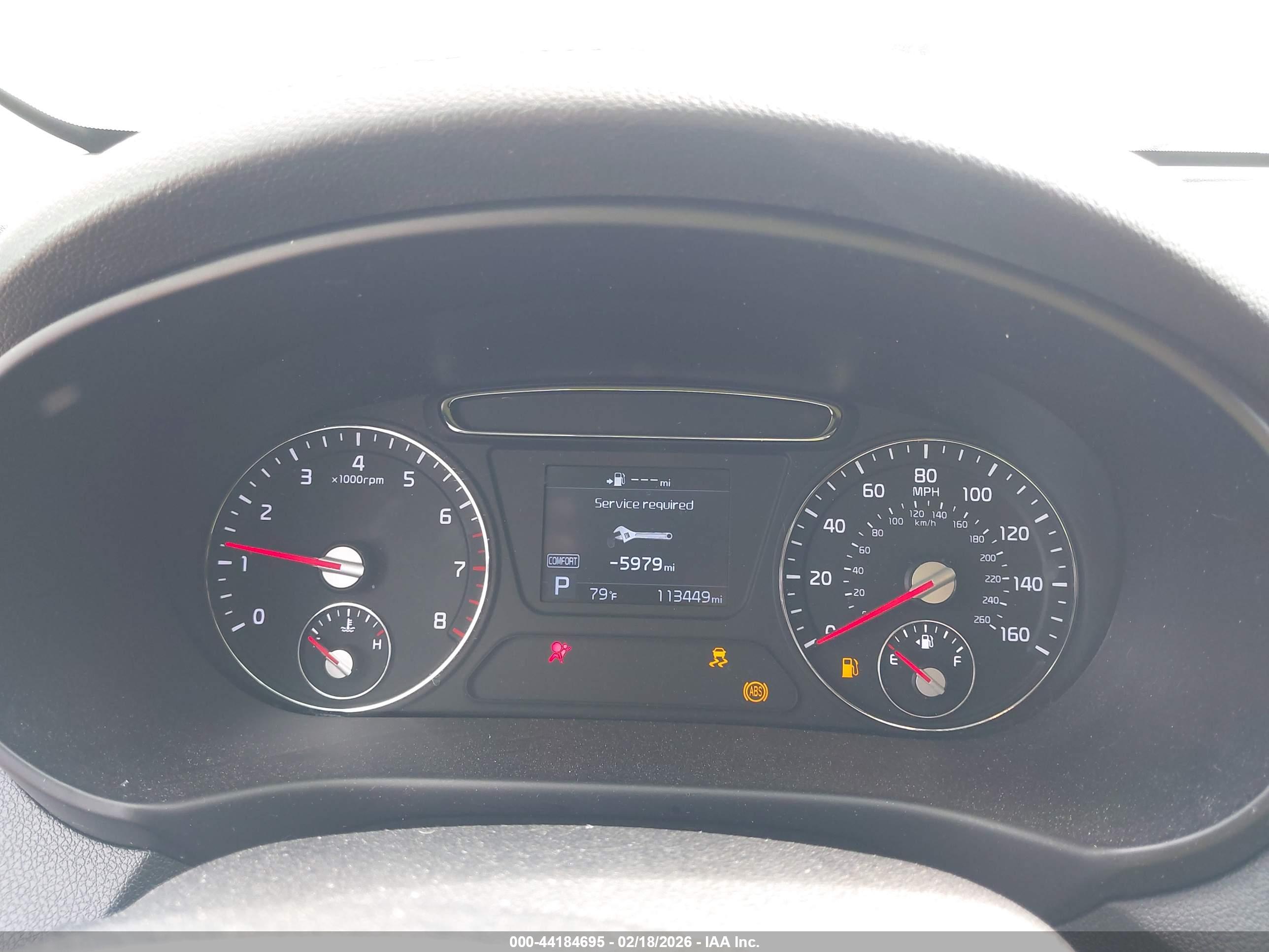 KIA SORENTO image 7